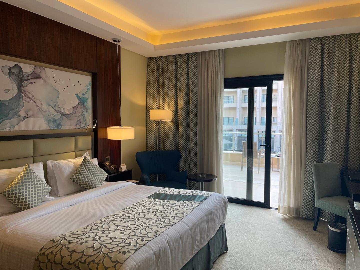 Double Deluxe Pool View