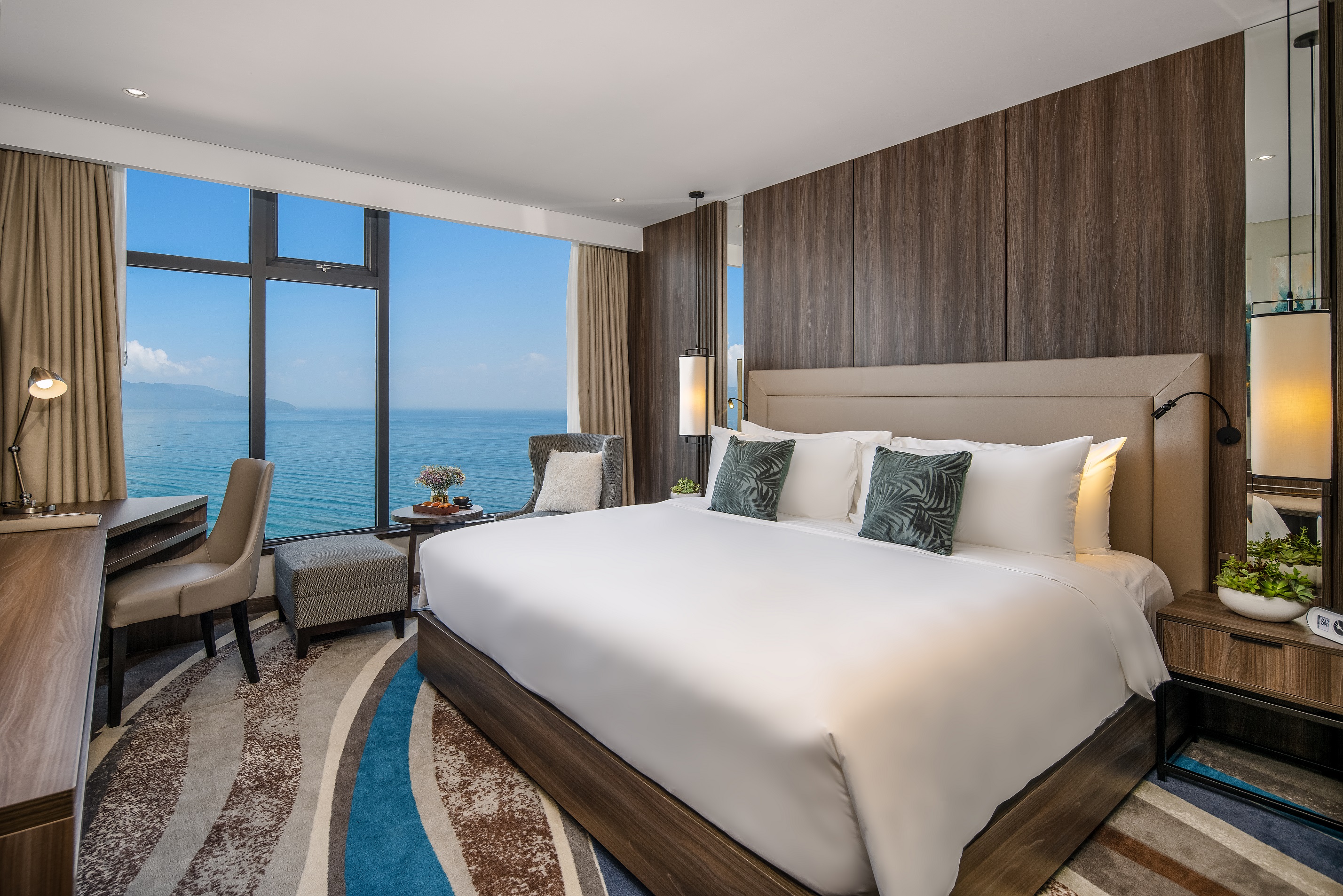 Room Ocean View King Bed