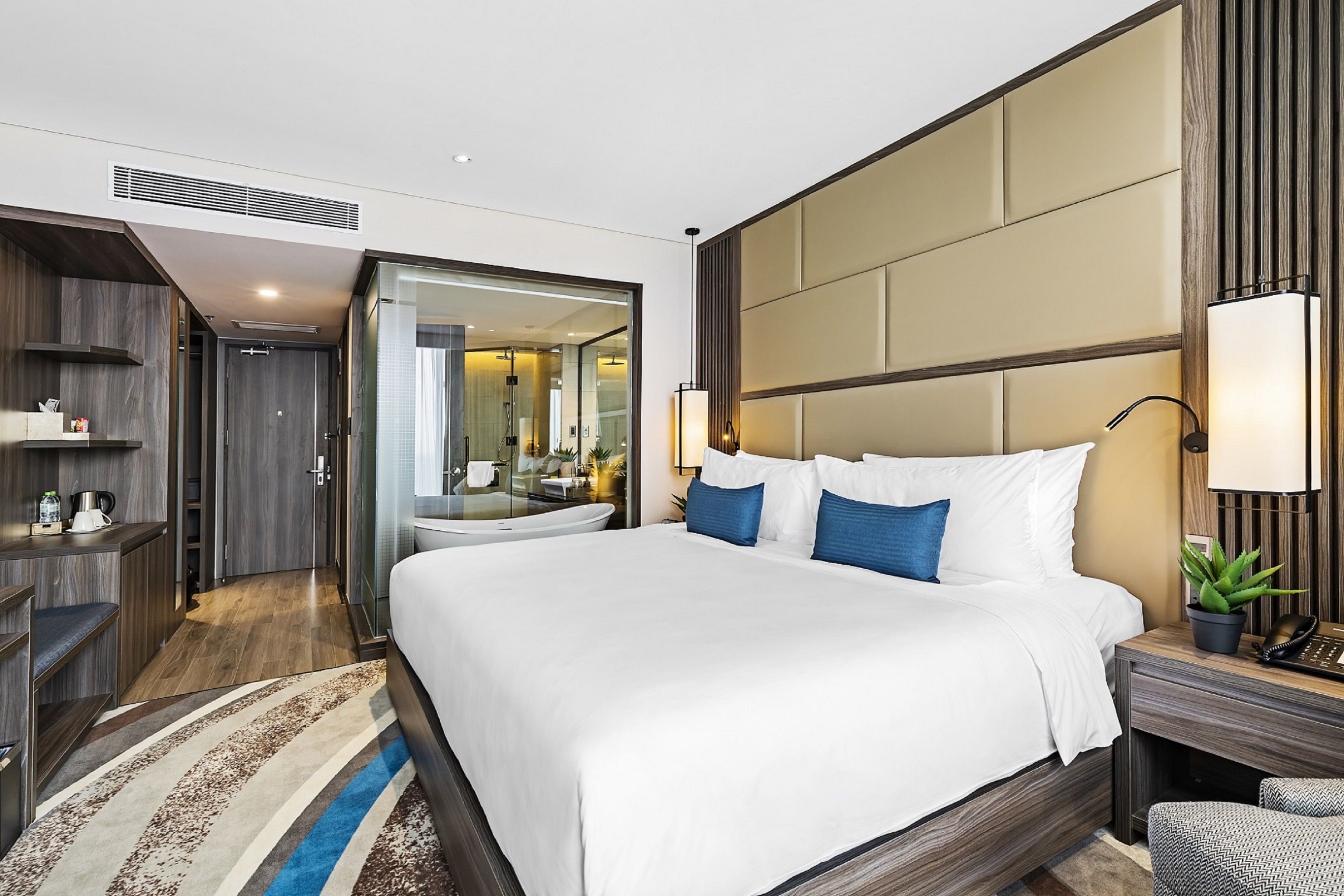 Room Ocean View King Bed