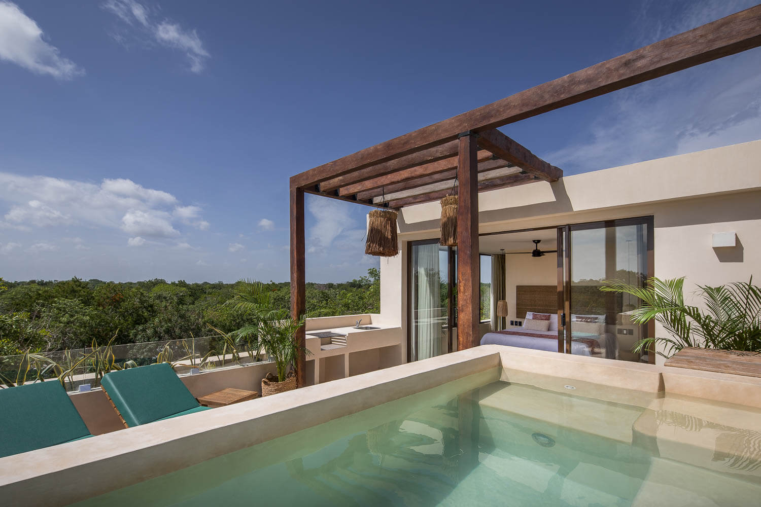 Double with Private Pool