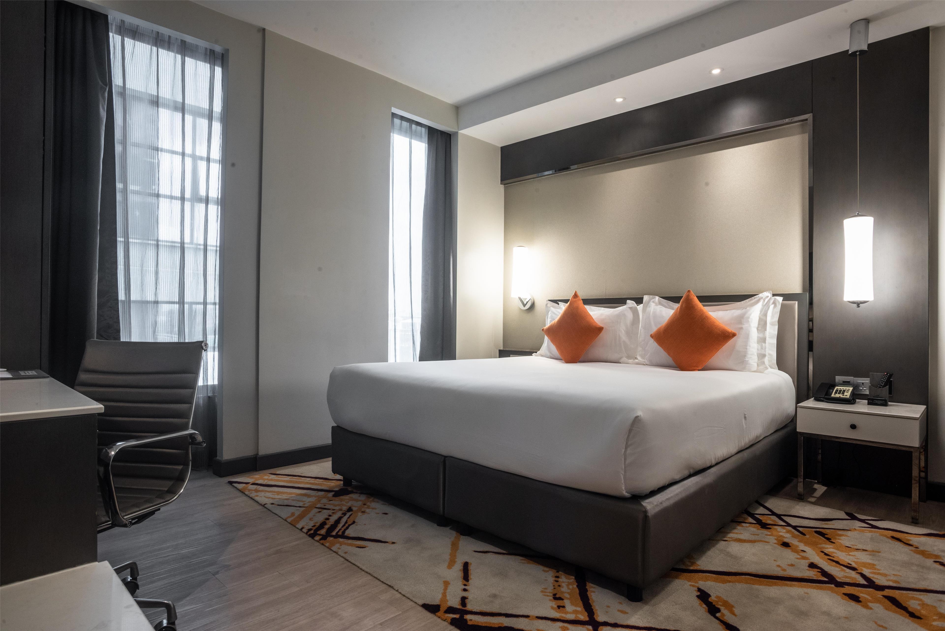 Suite with Kitchenette