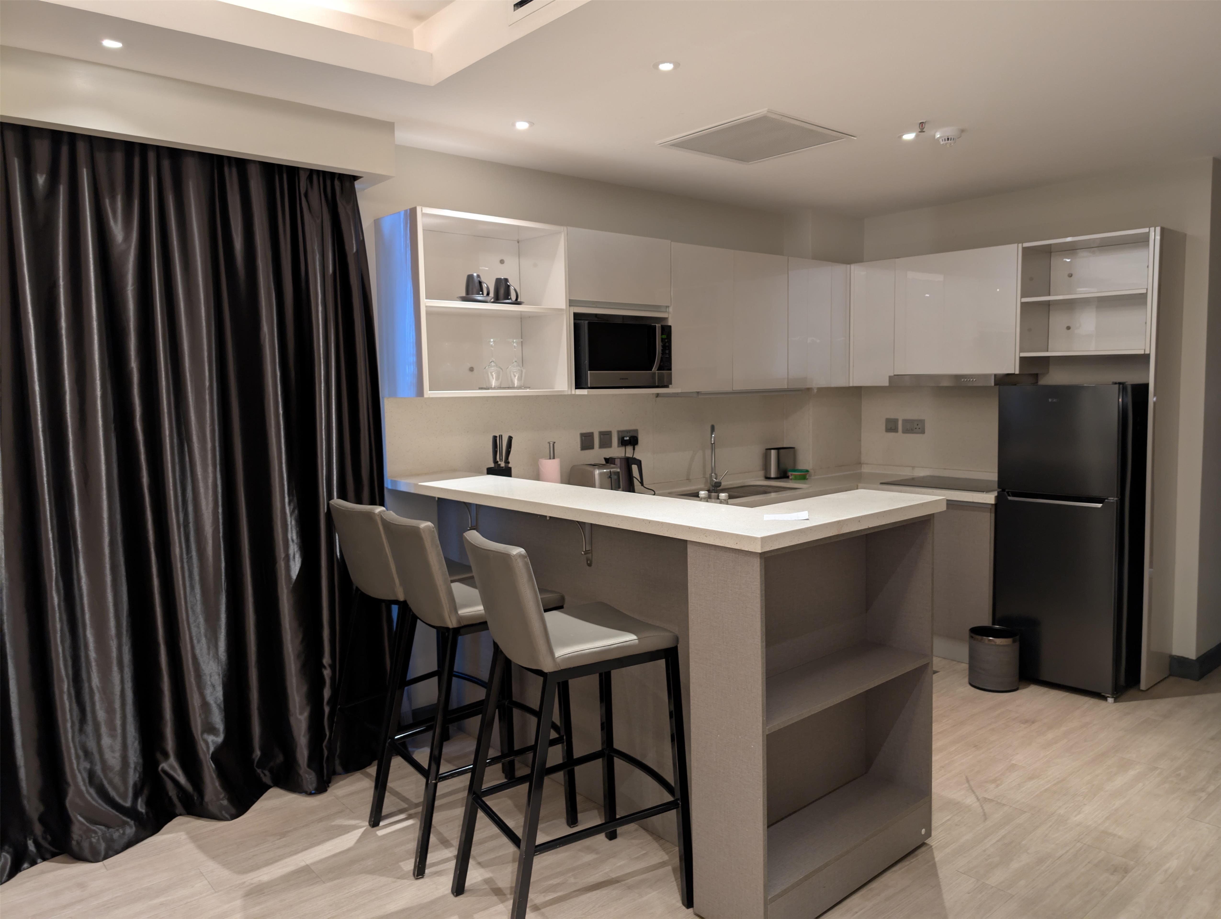 Suite with Kitchenette