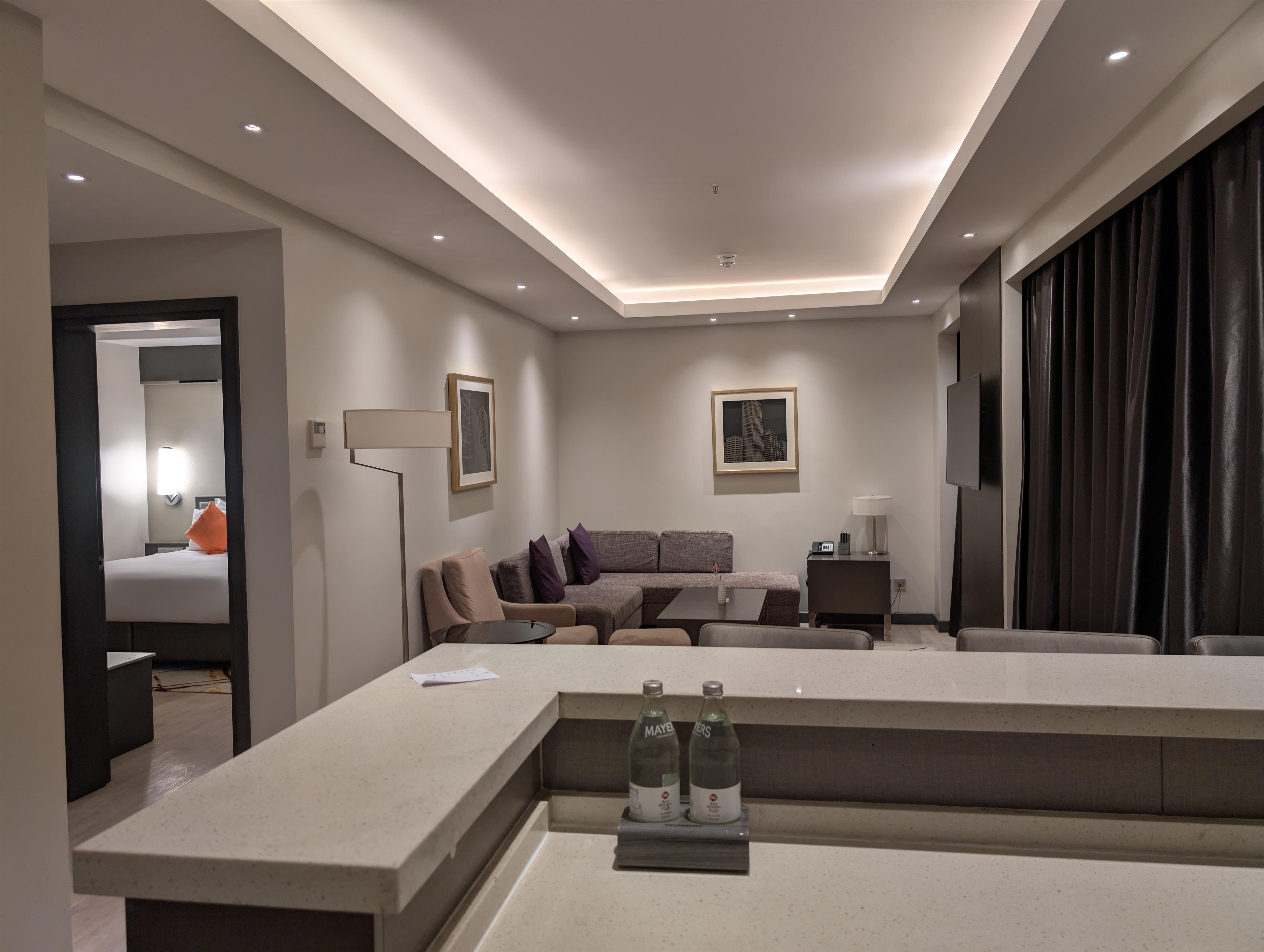 Suite with Kitchenette