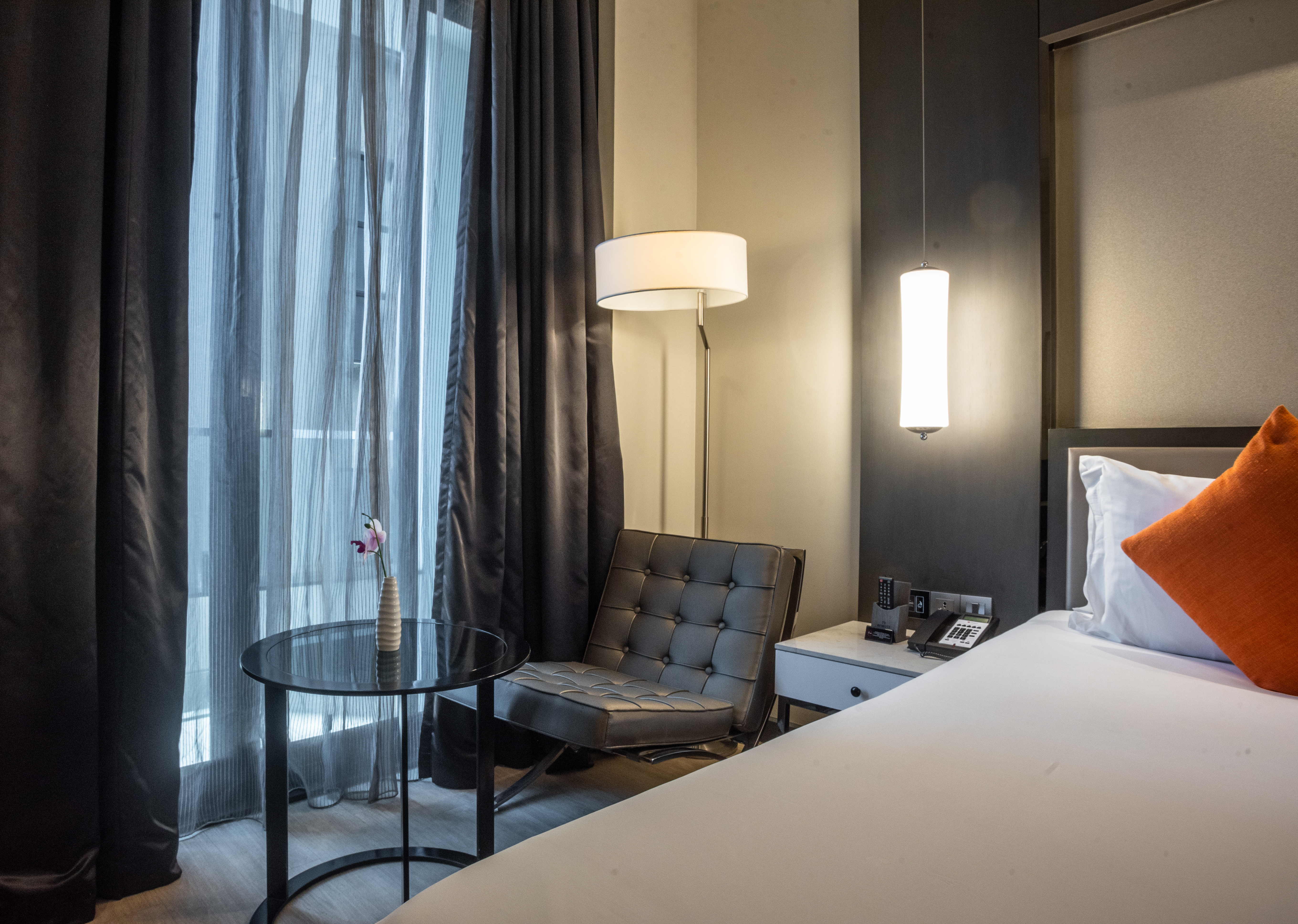 Single Superior King Bed