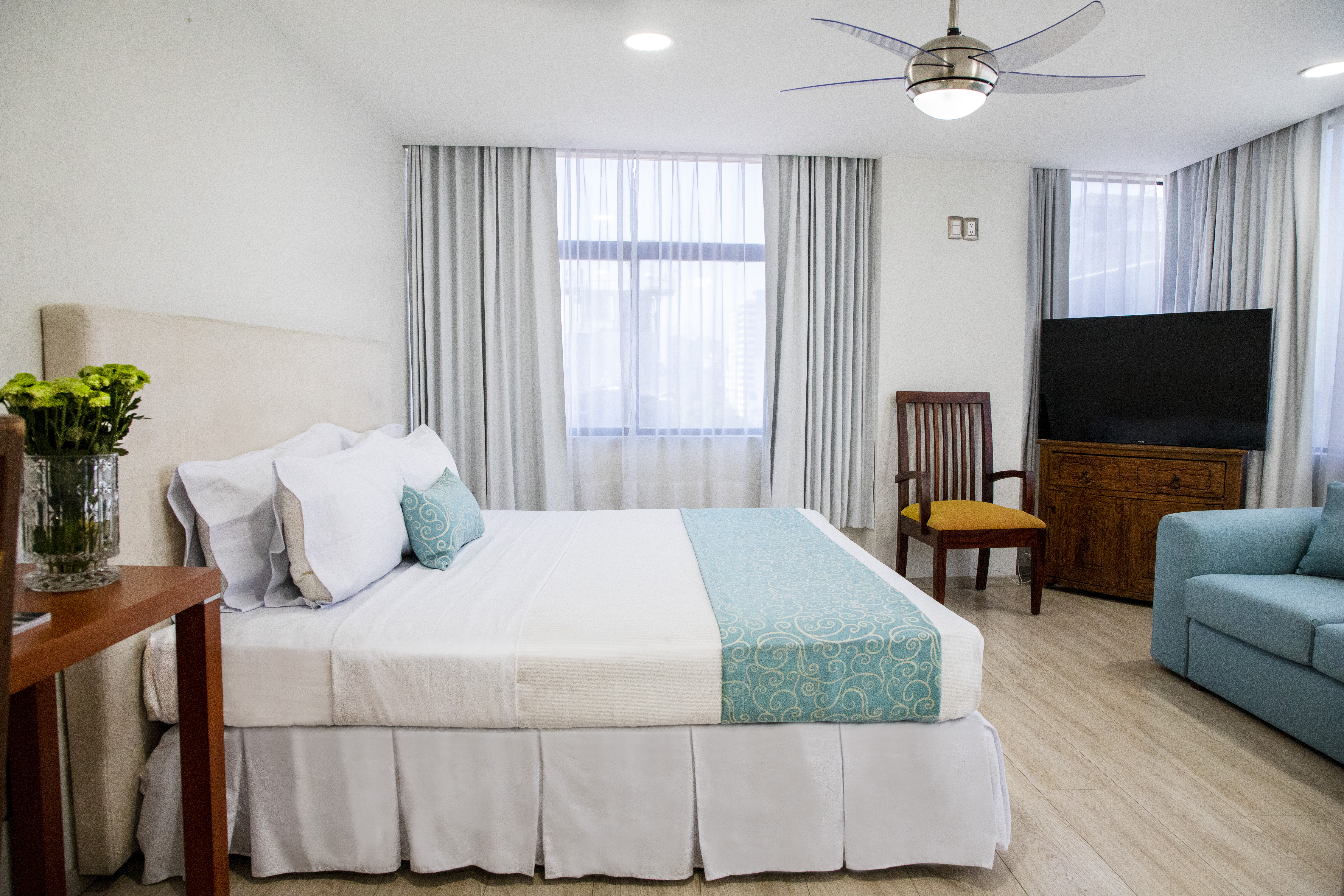 Junior Suite King Size Bed