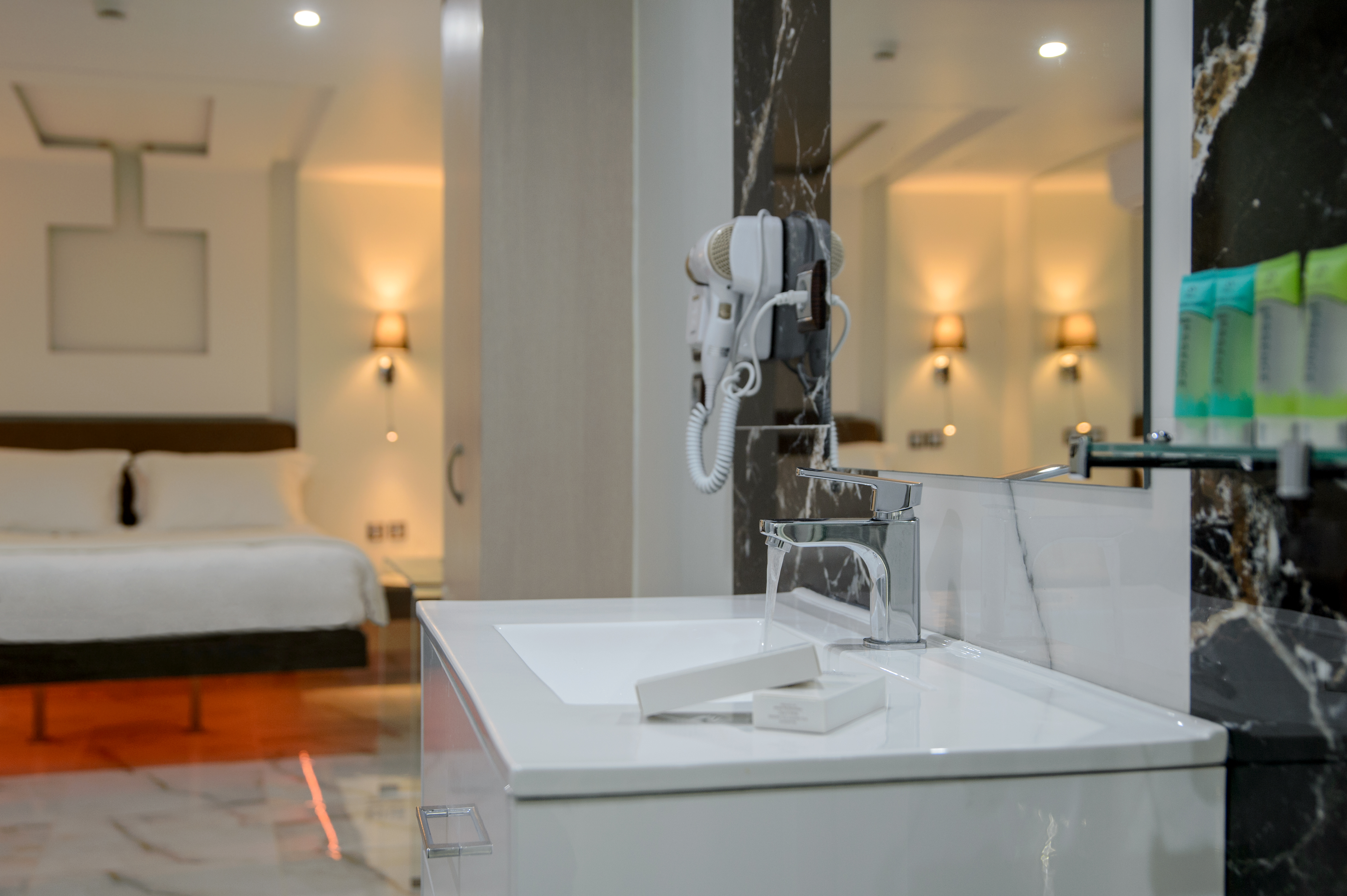 Junior Suite with Jacuzzi