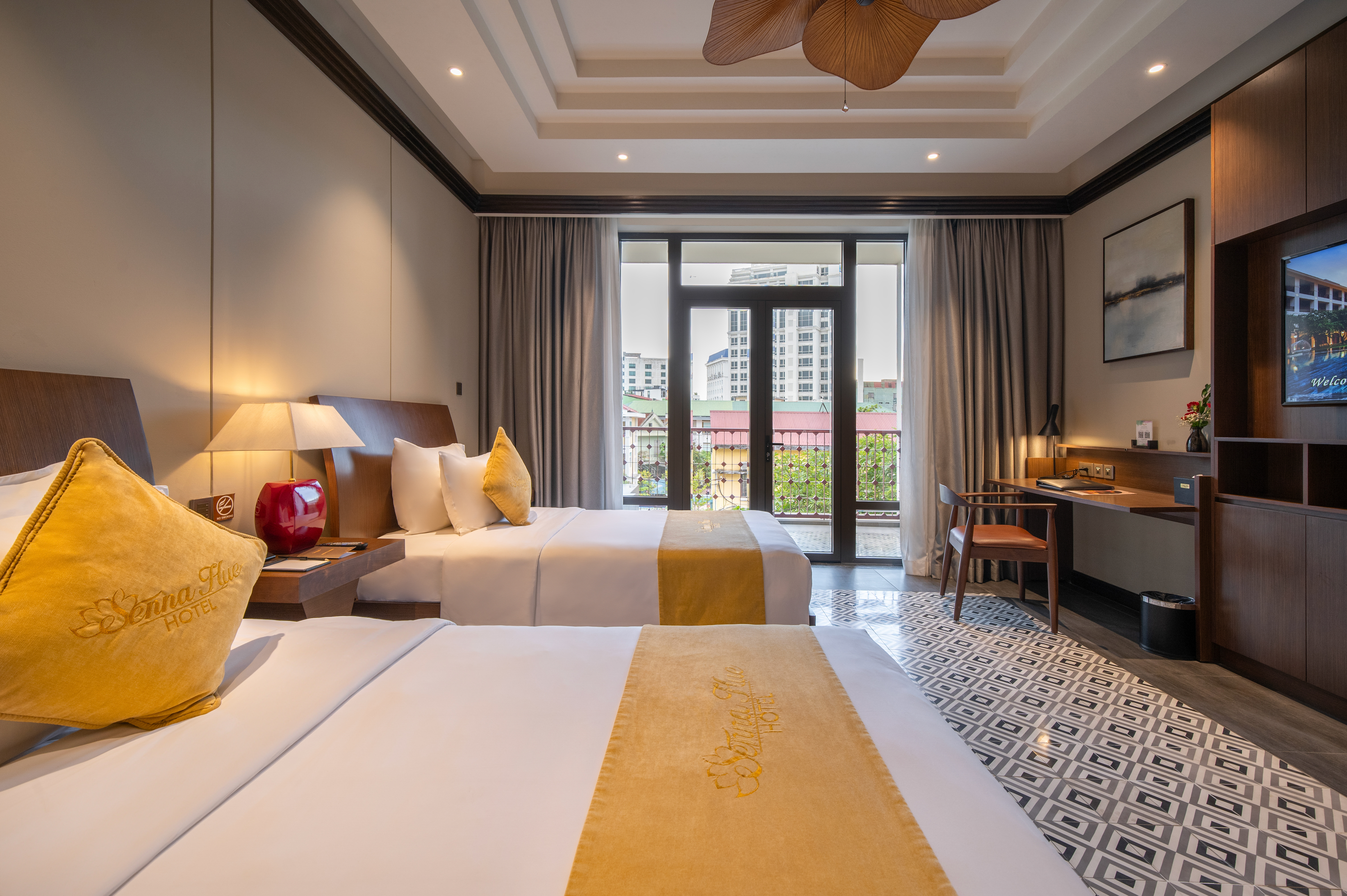 Twin Premium City View