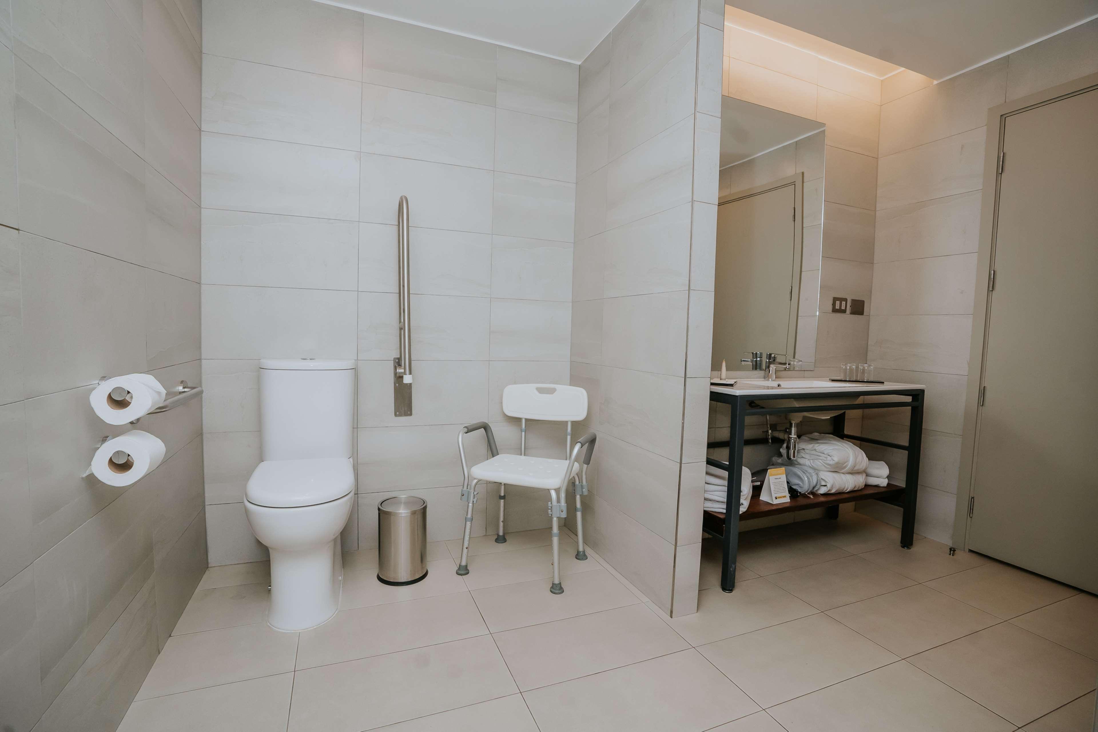 Room King Bed Non Smoking