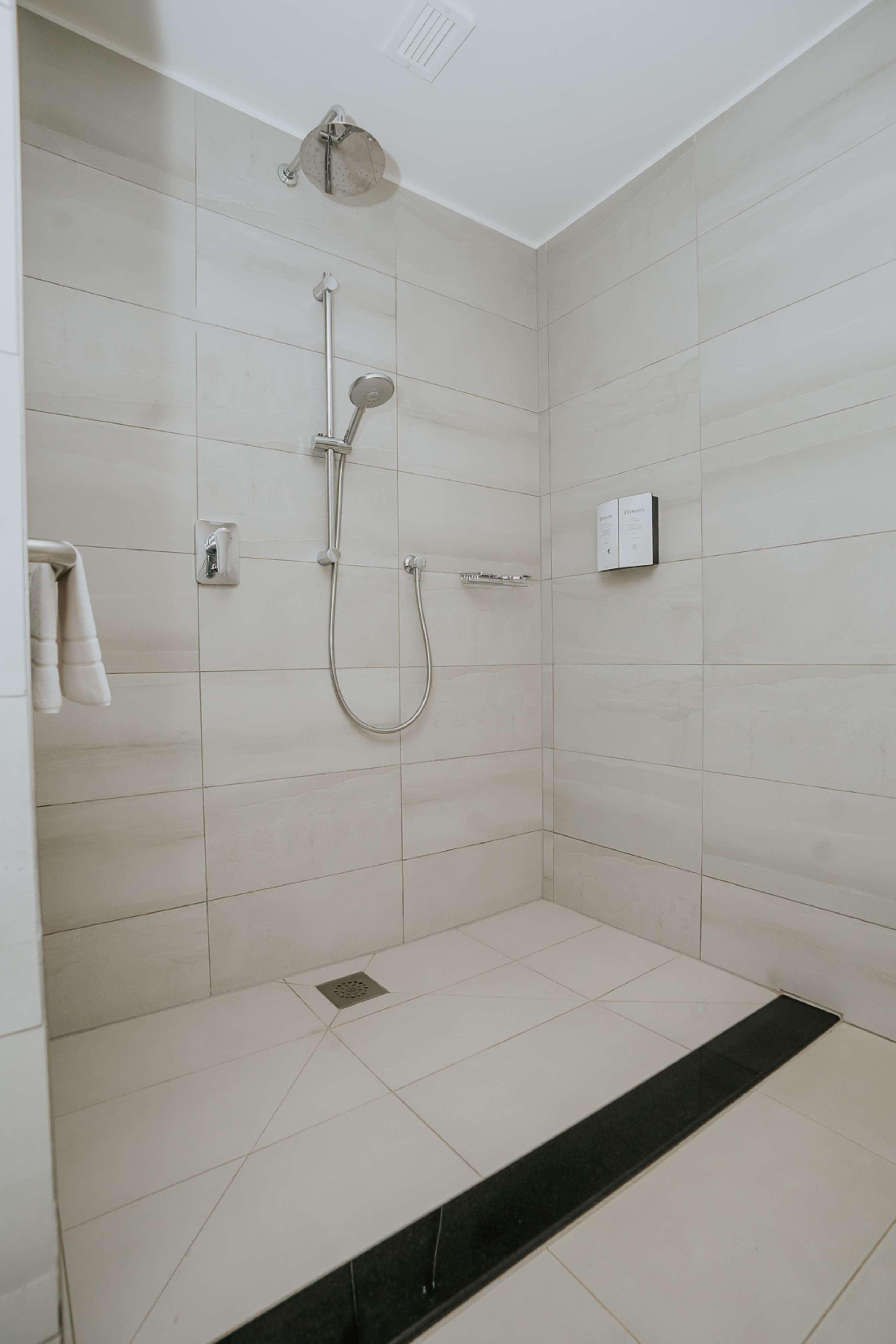 Room King Bed Non Smoking