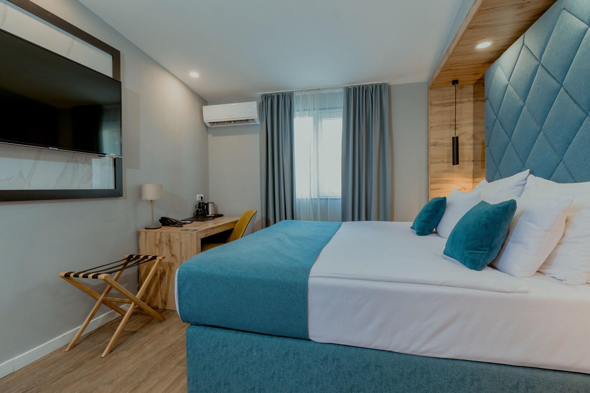 Single with Double Bed