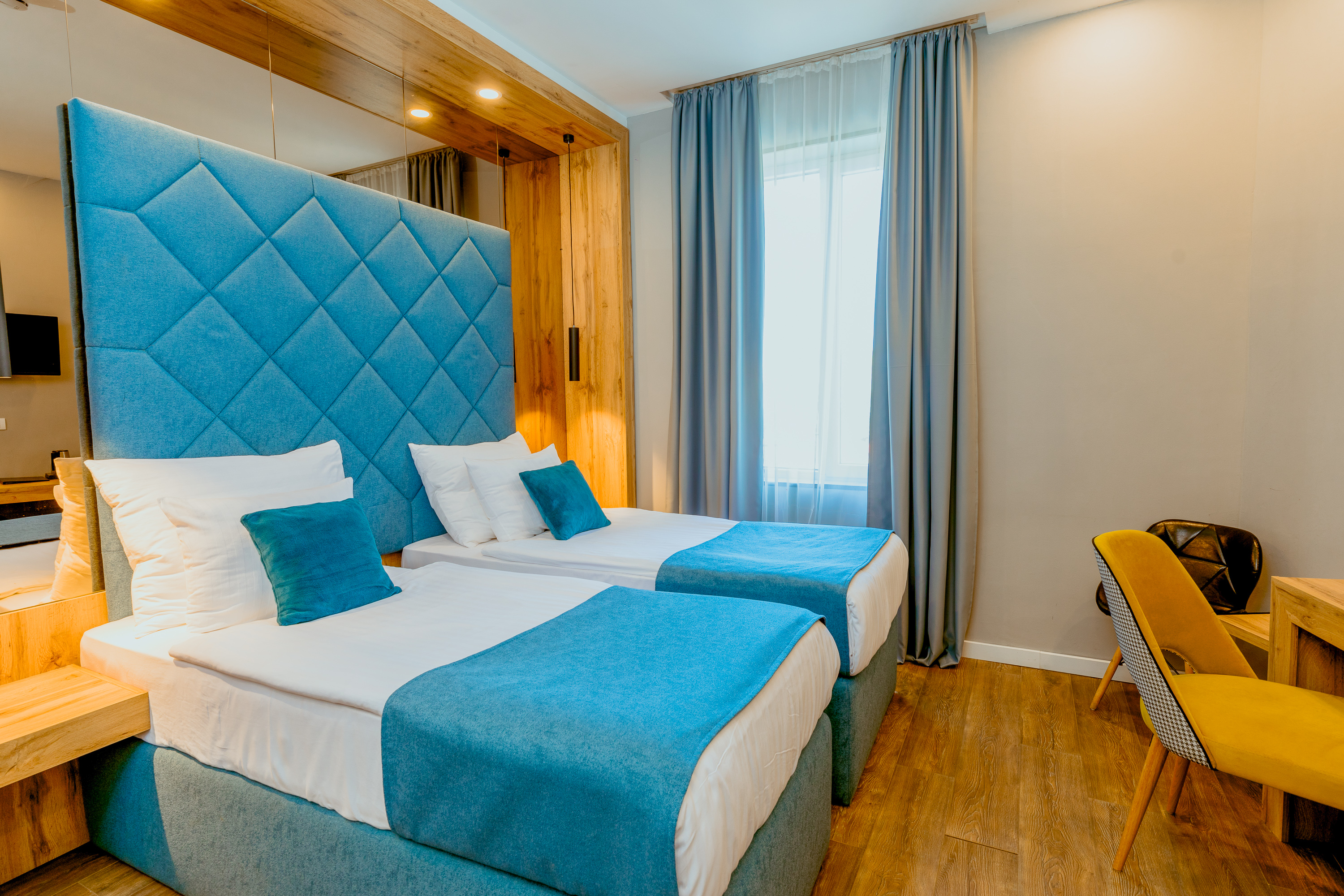 Double or Twin Standard