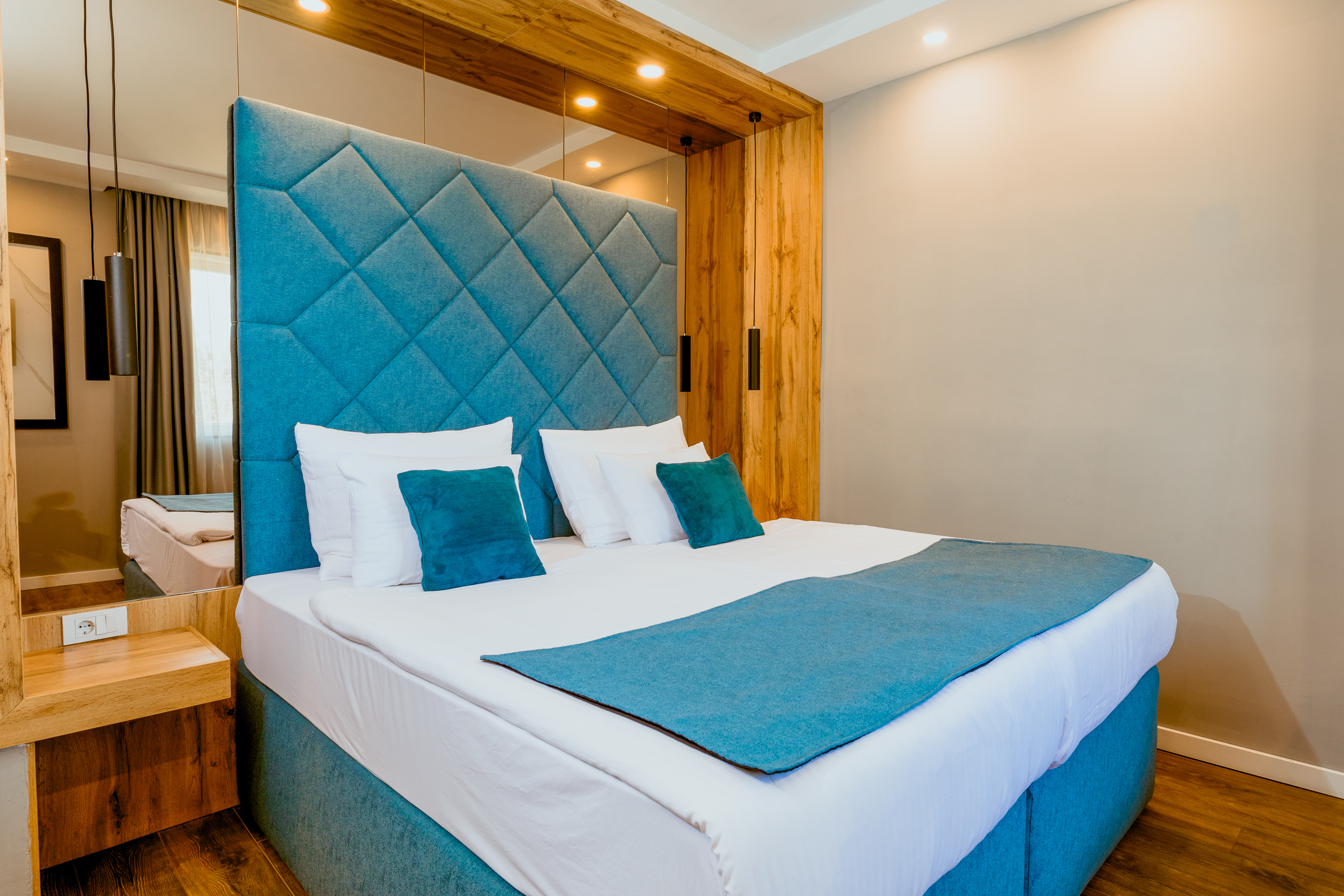 Double or Twin Standard