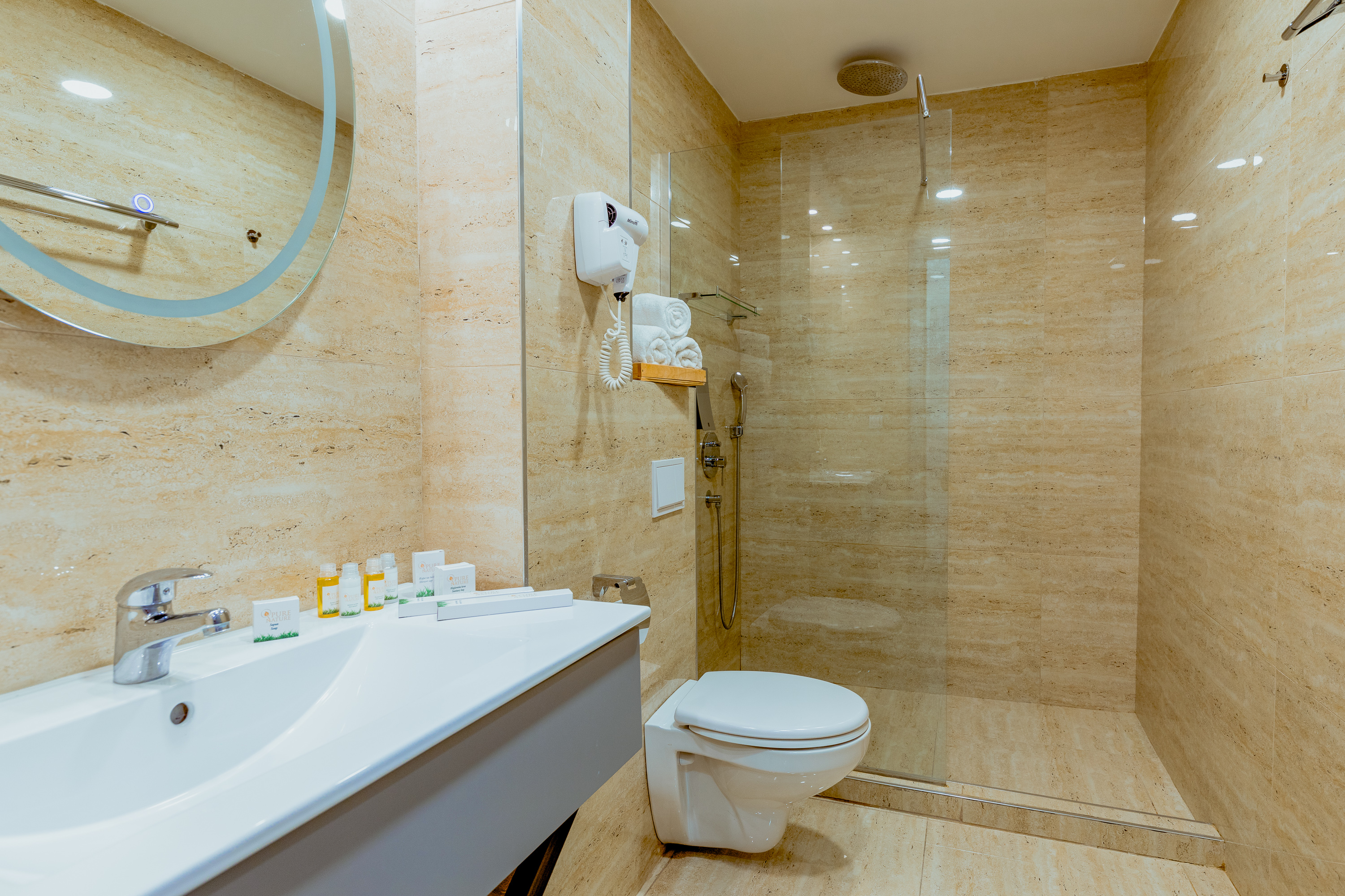 Double or Twin Superior