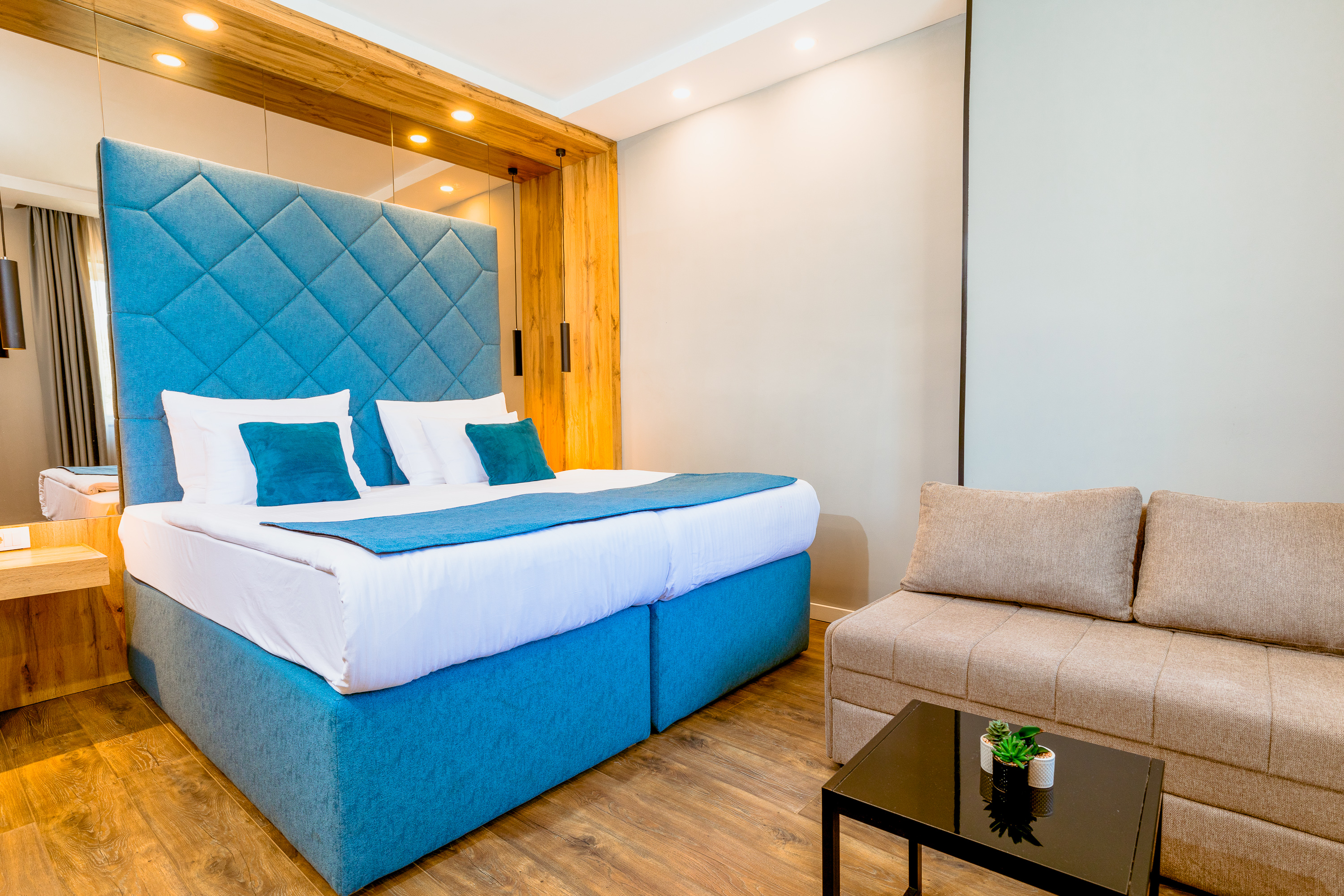 Double or Twin Superior