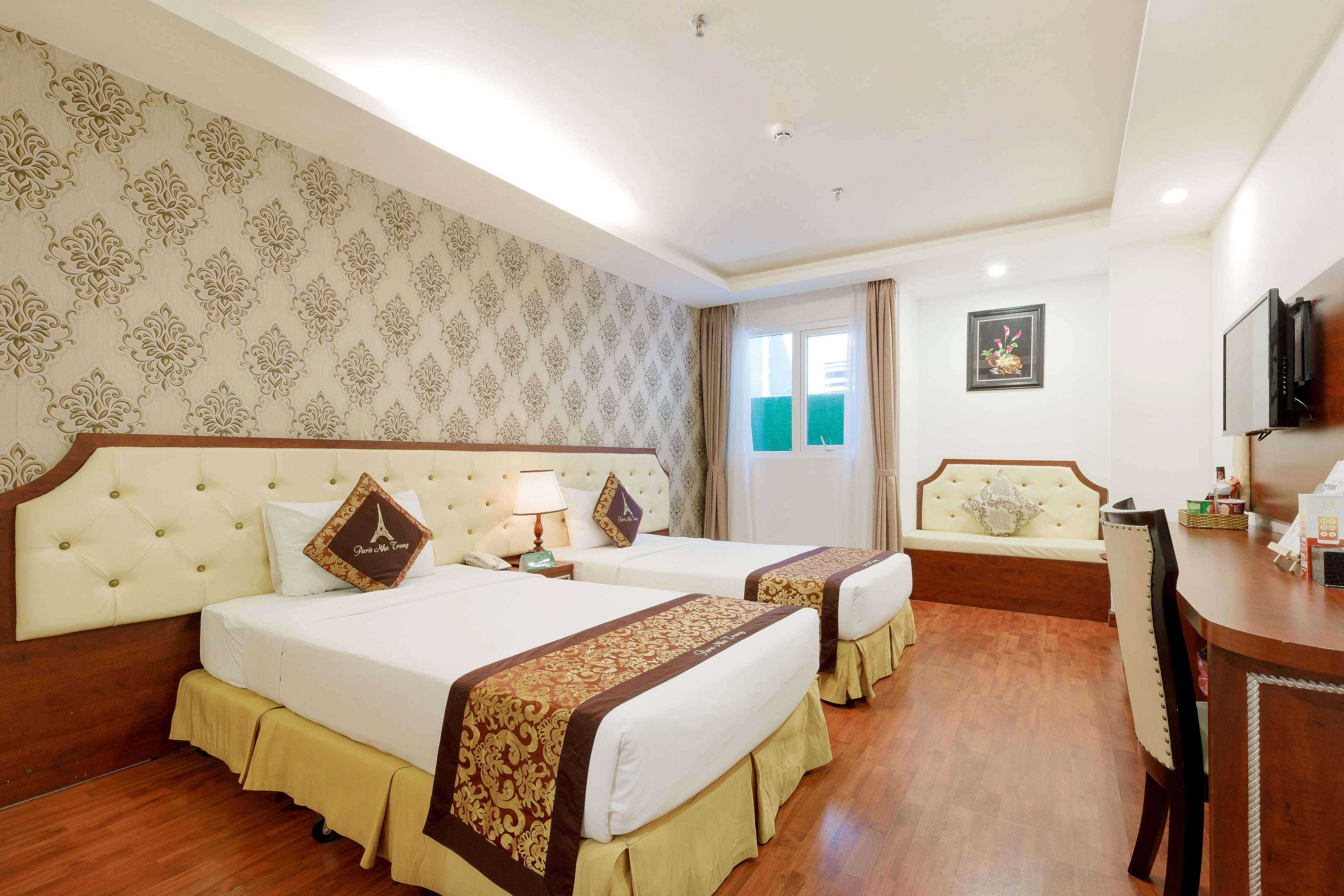 Twin Superior City View