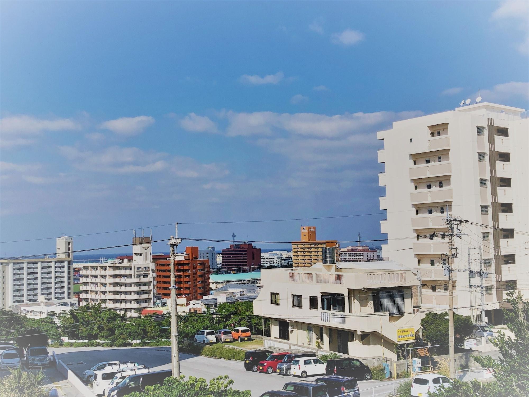 Twin with Kitchenette