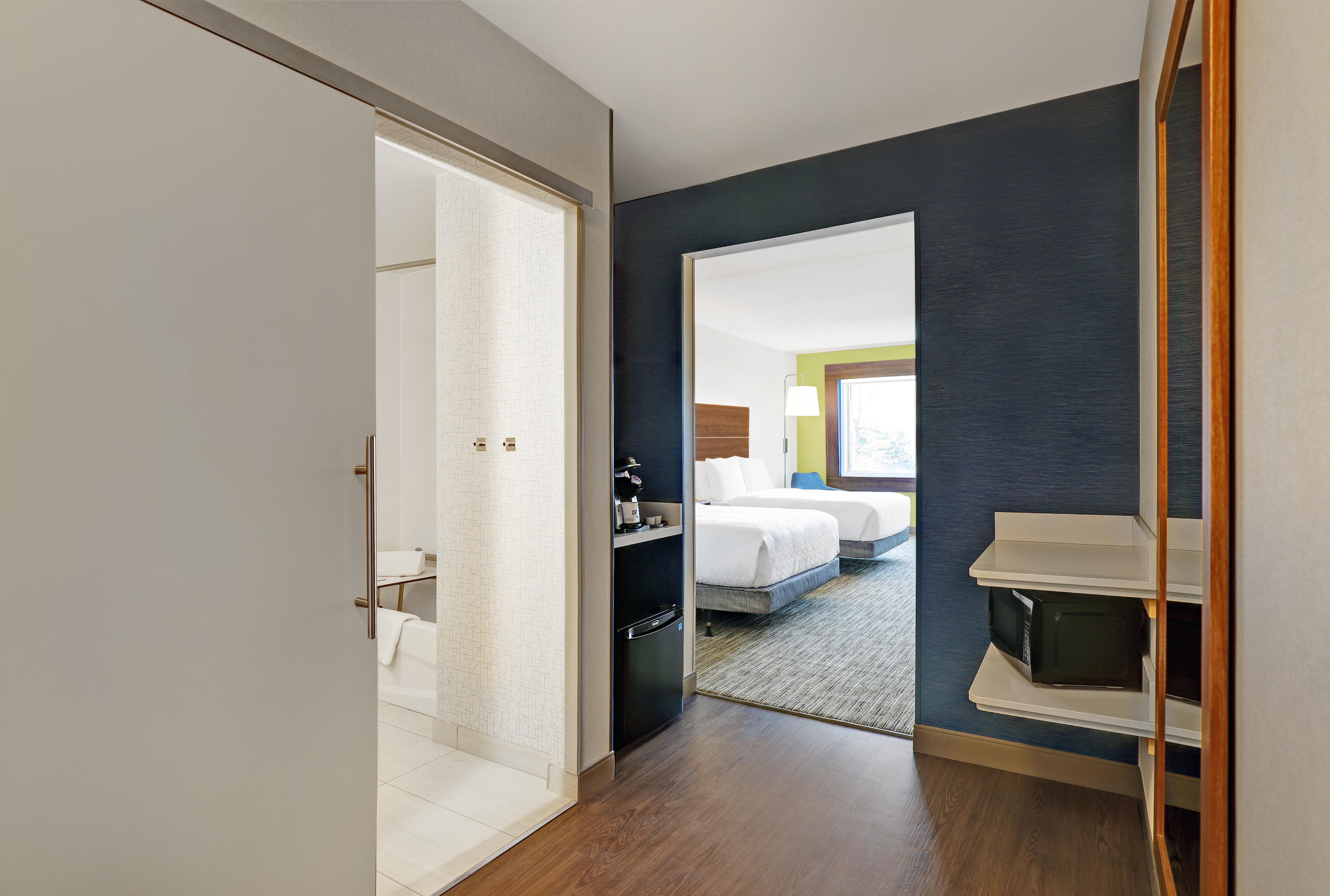 Double Accessible-two Queen Beds