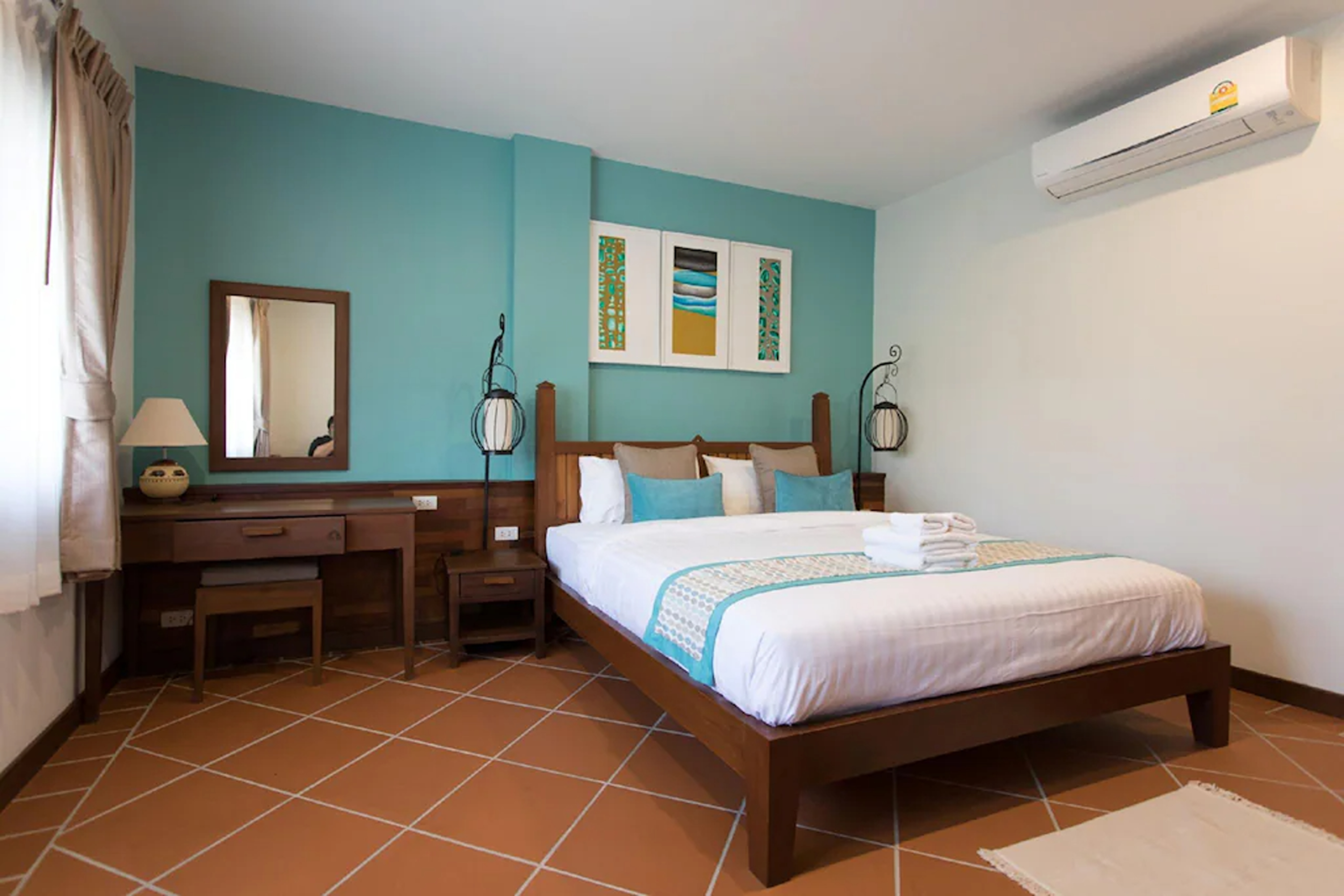 Double King Size Bed