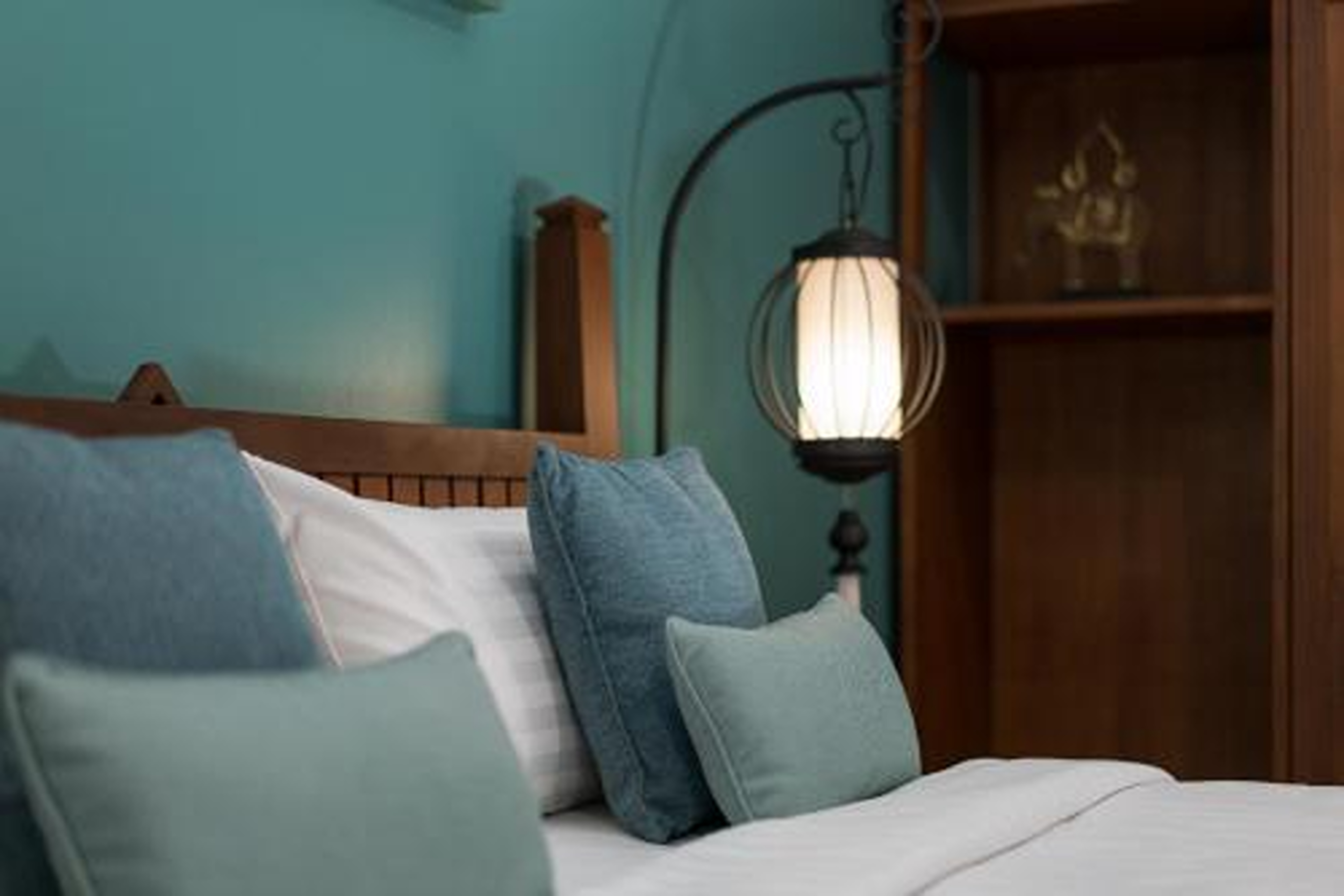 Double Superior King Bed