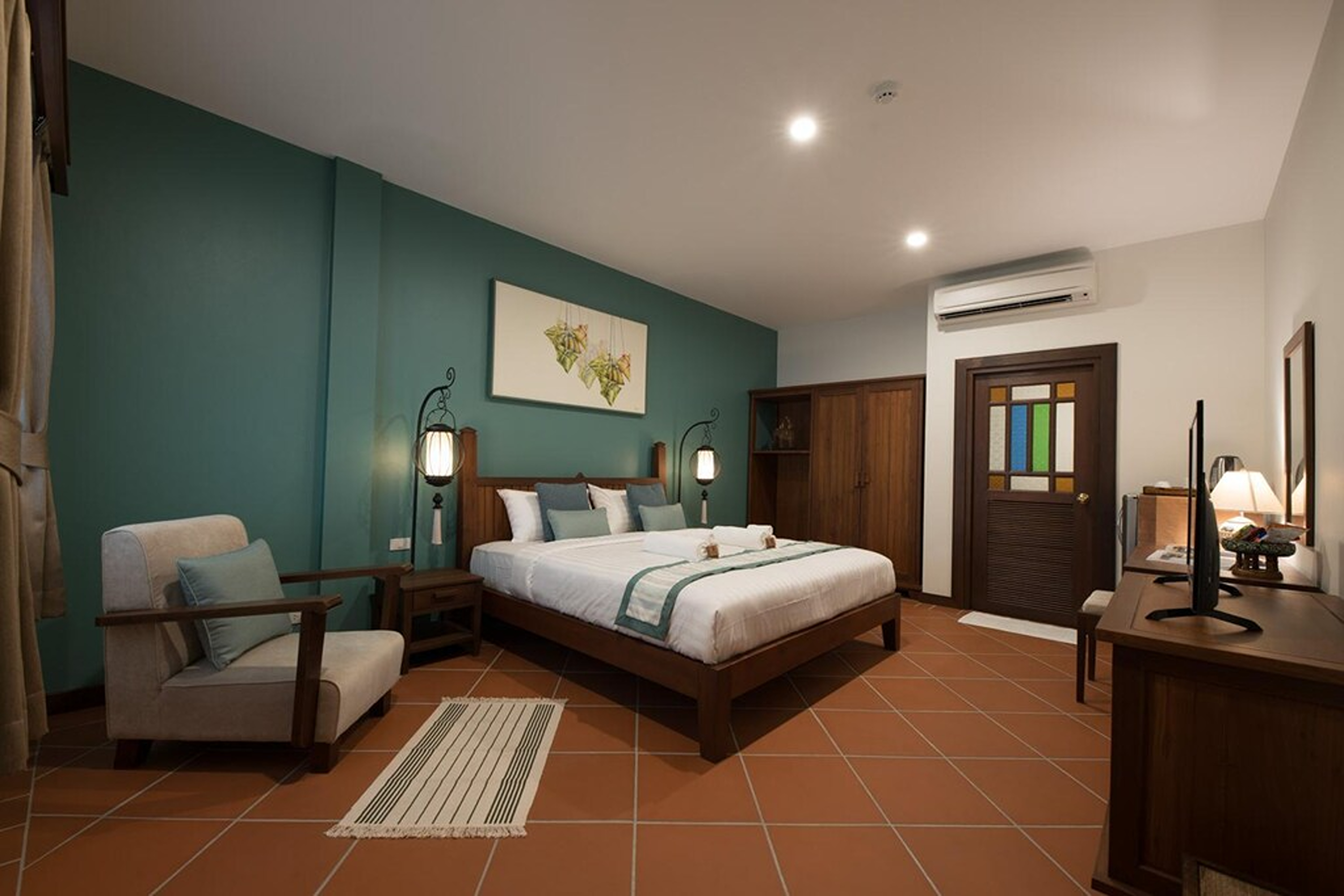 Double Superior King Bed