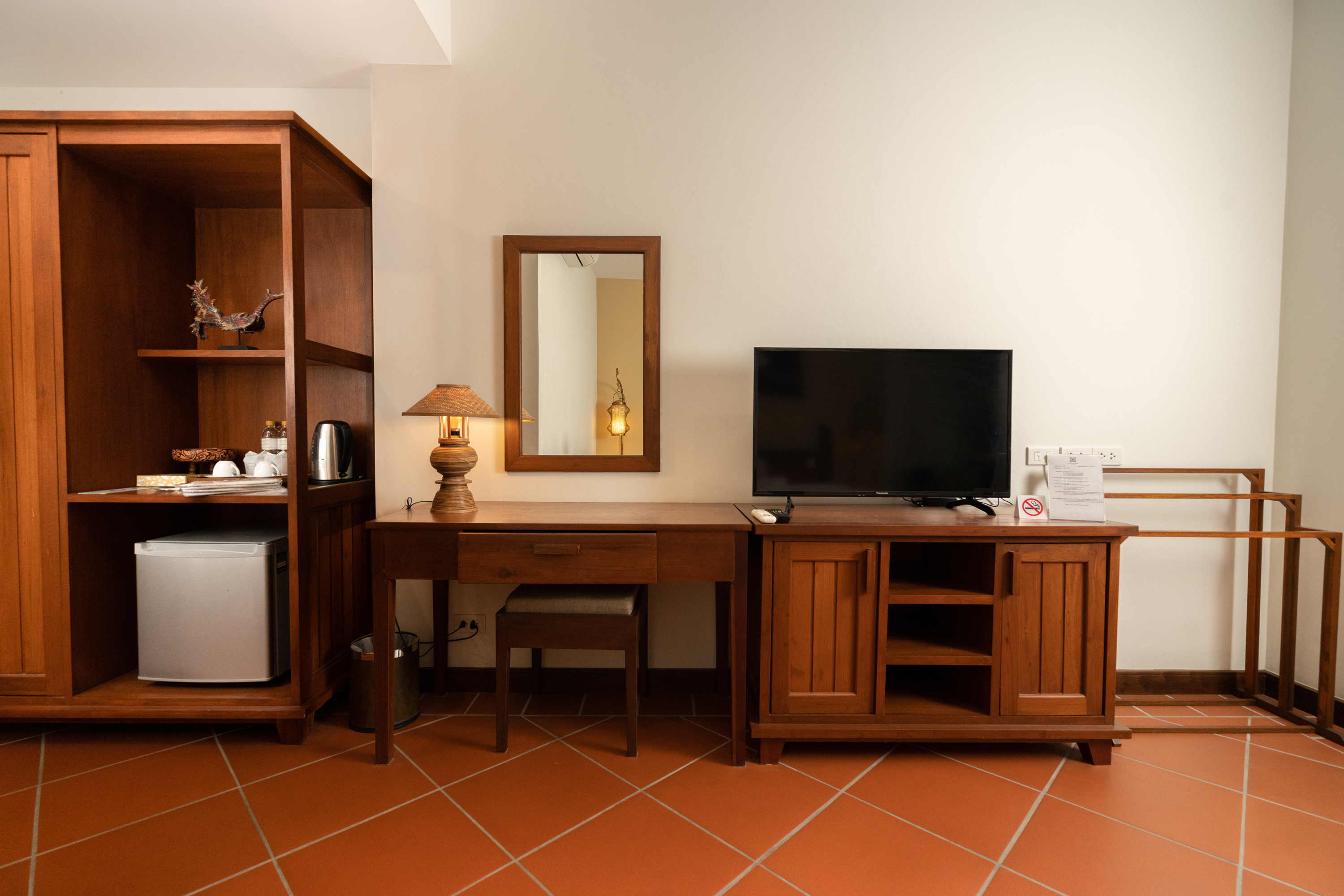 Double Deluxe King Bed