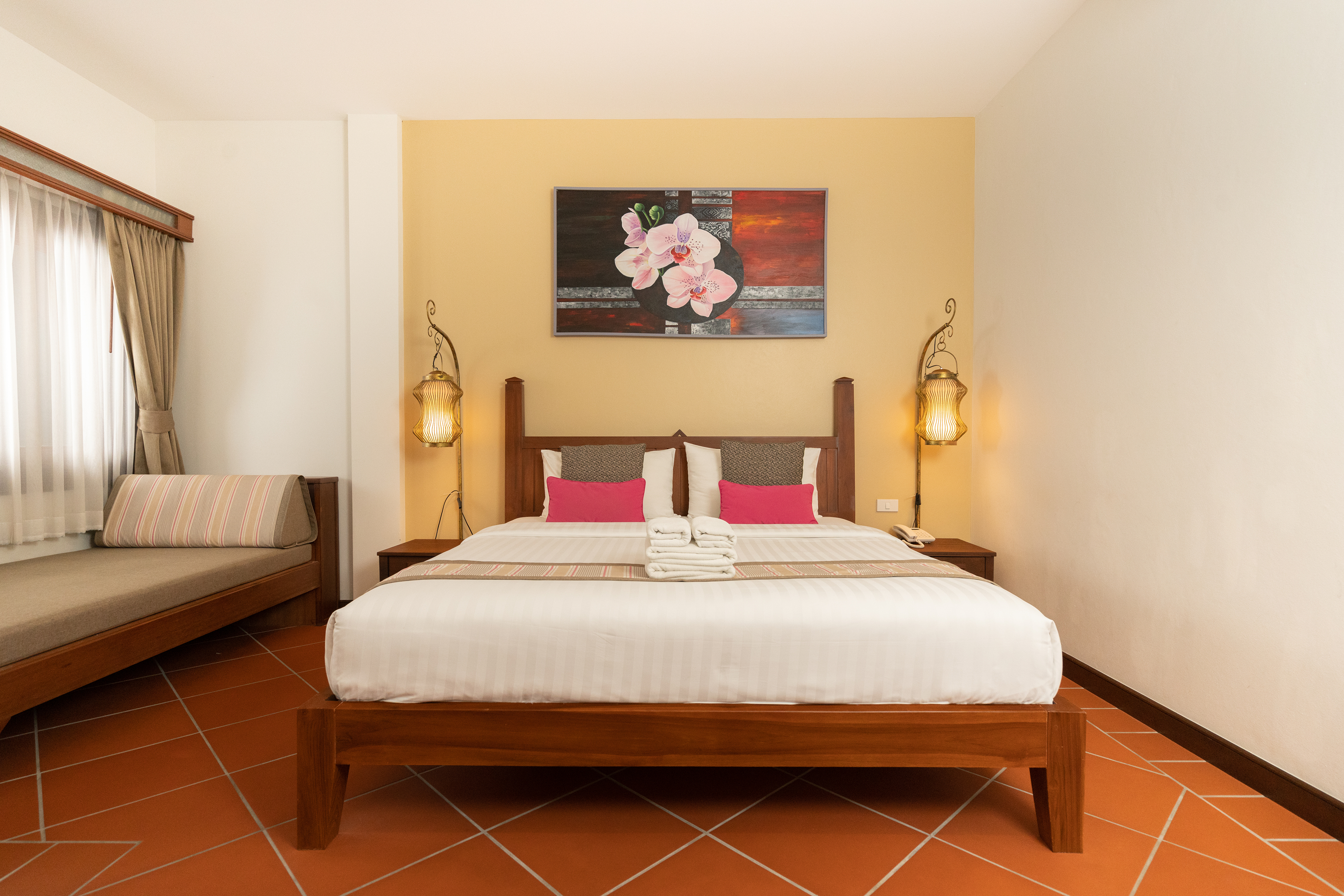 Double Deluxe King Bed