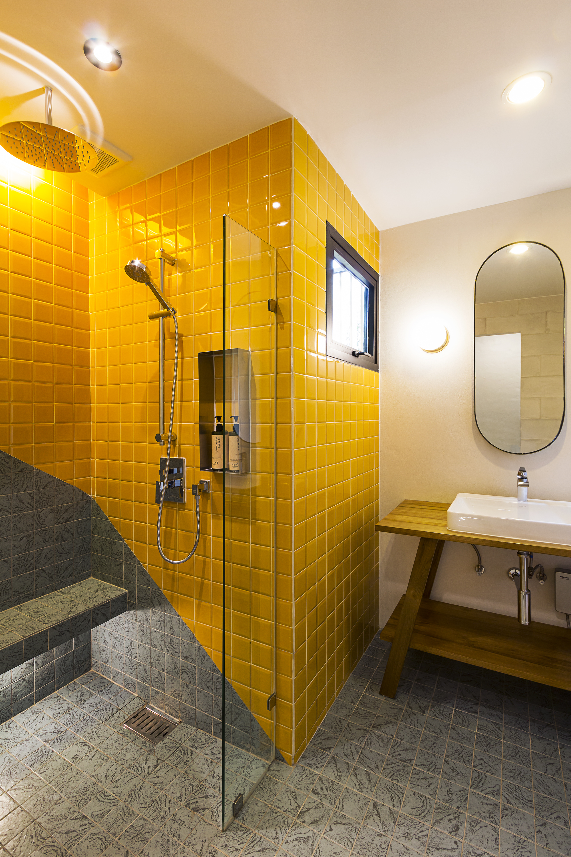 Double or Twin Deluxe