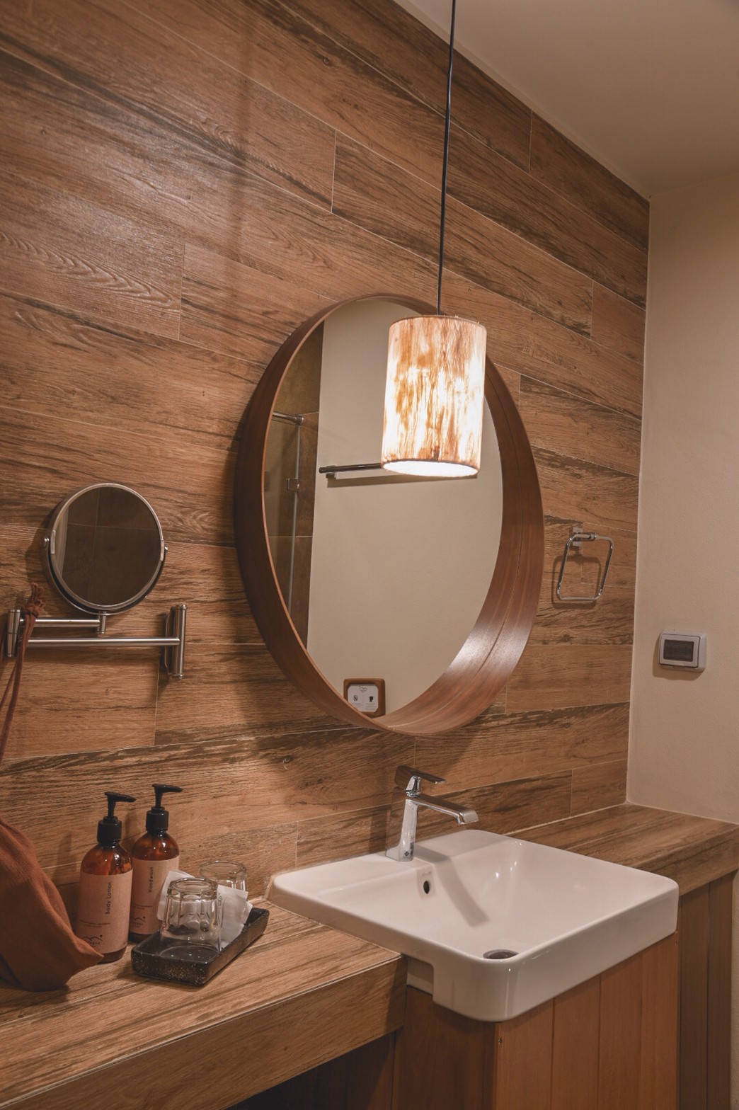 Quadruple Queen Size Bed