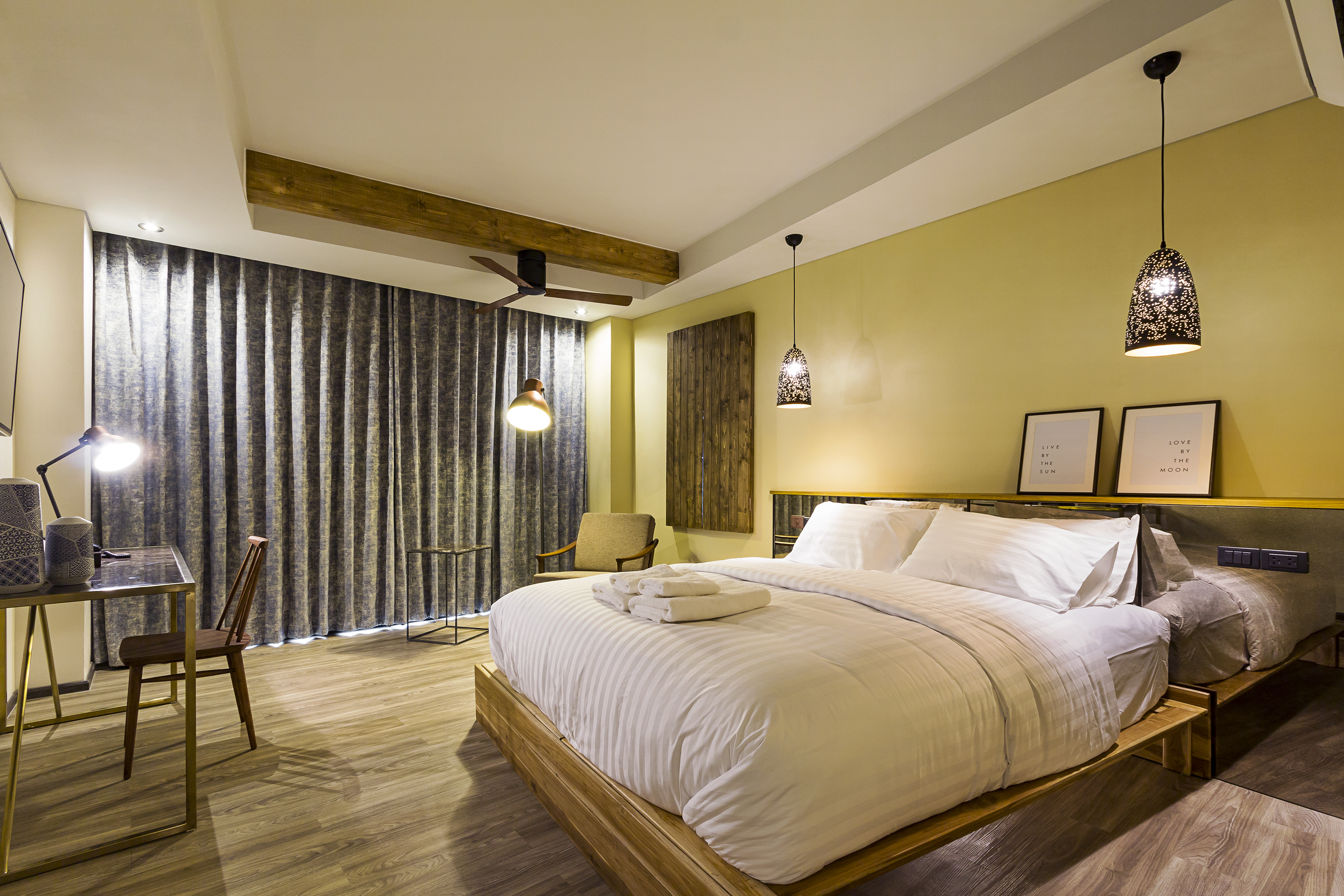 Double or Twin Deluxe