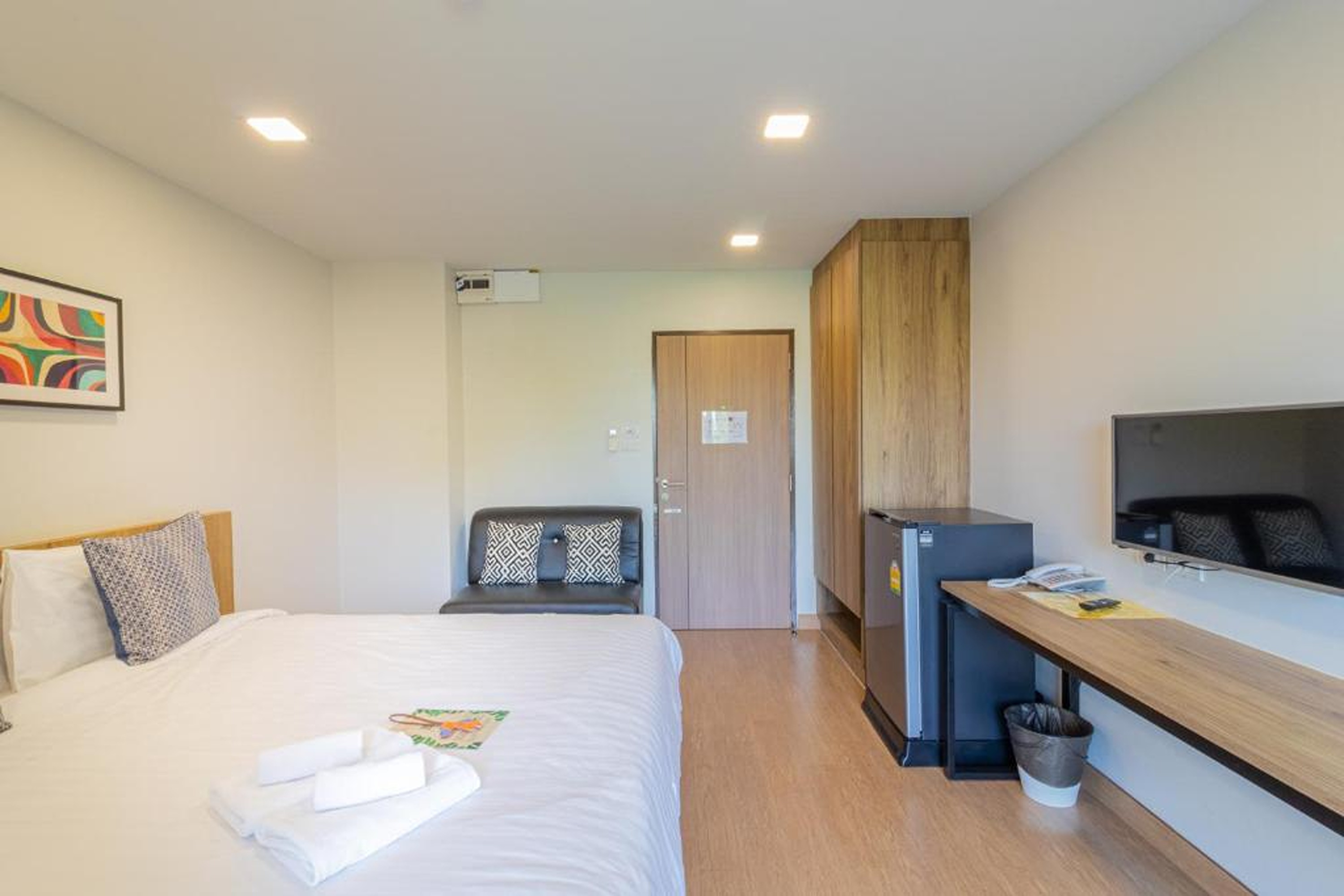 Double King Size Bed