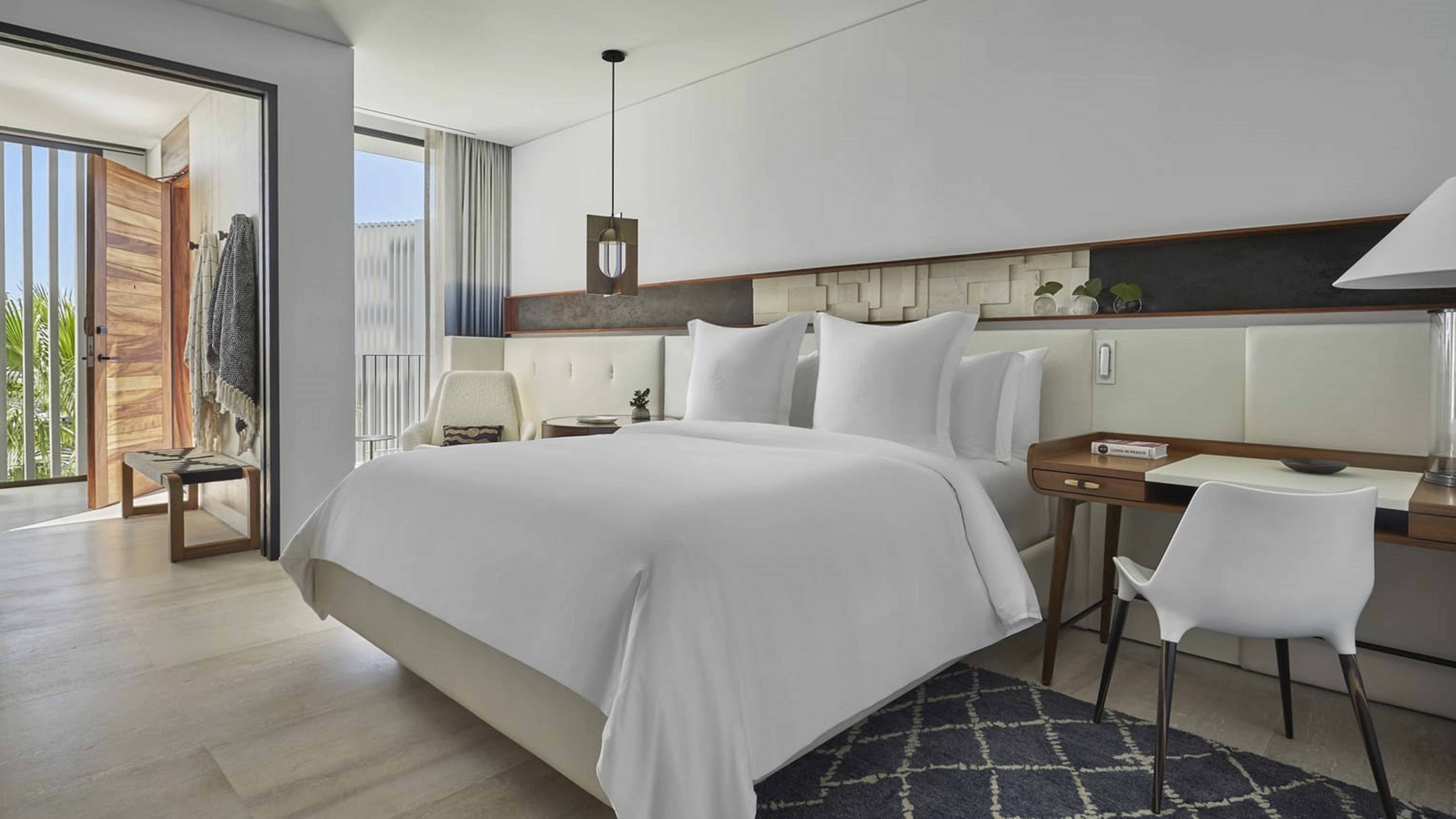 Suite Ocean Front One Bedroom