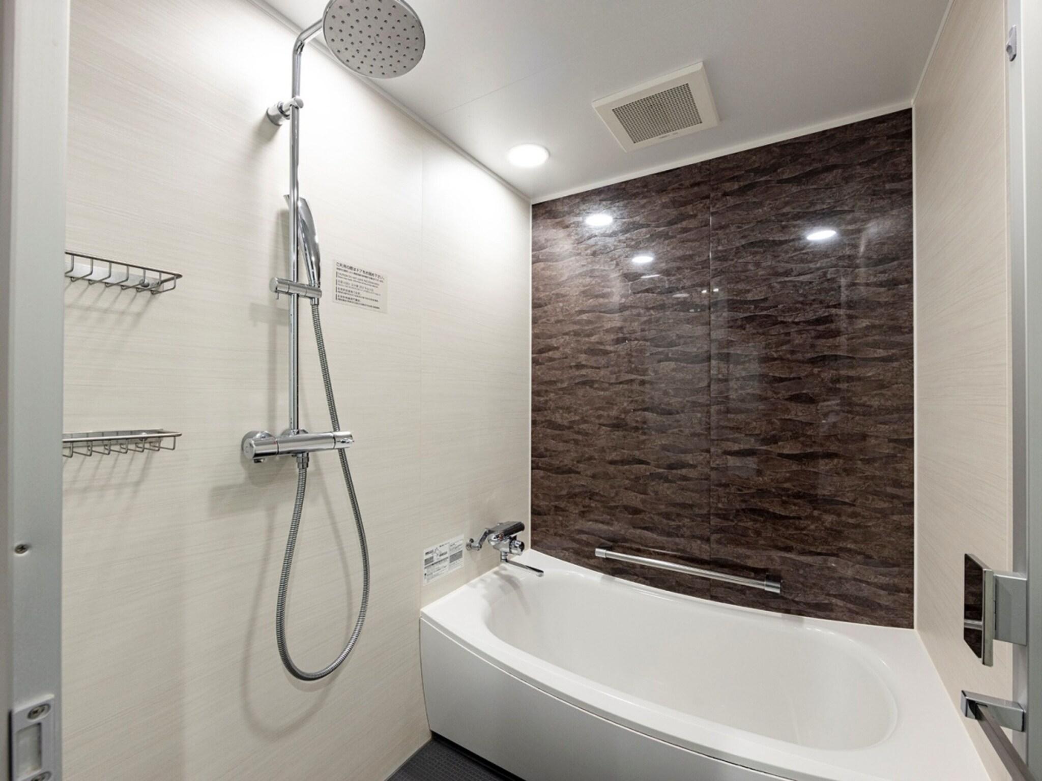 Twin Deluxe Two Beds