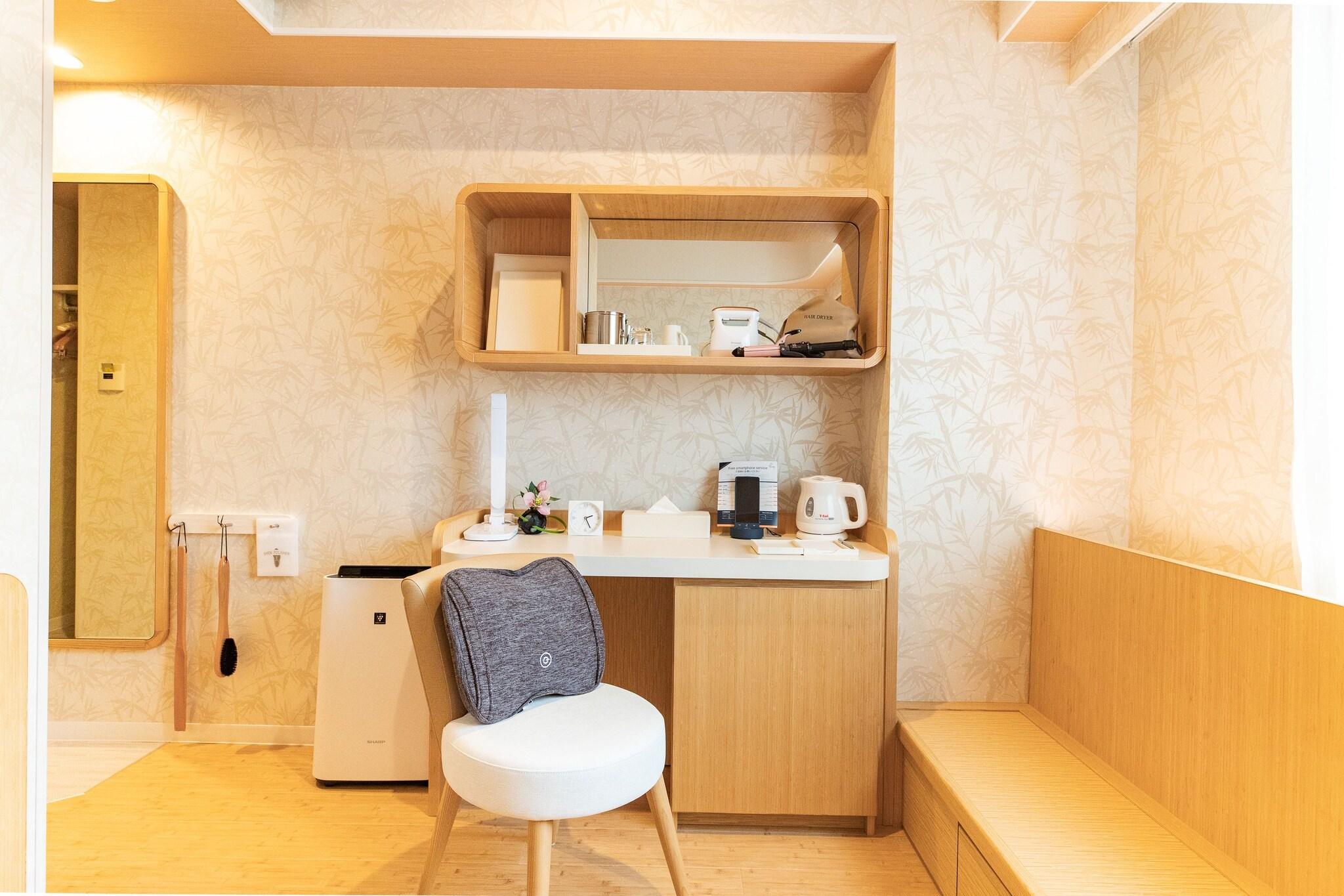 Double Female Room