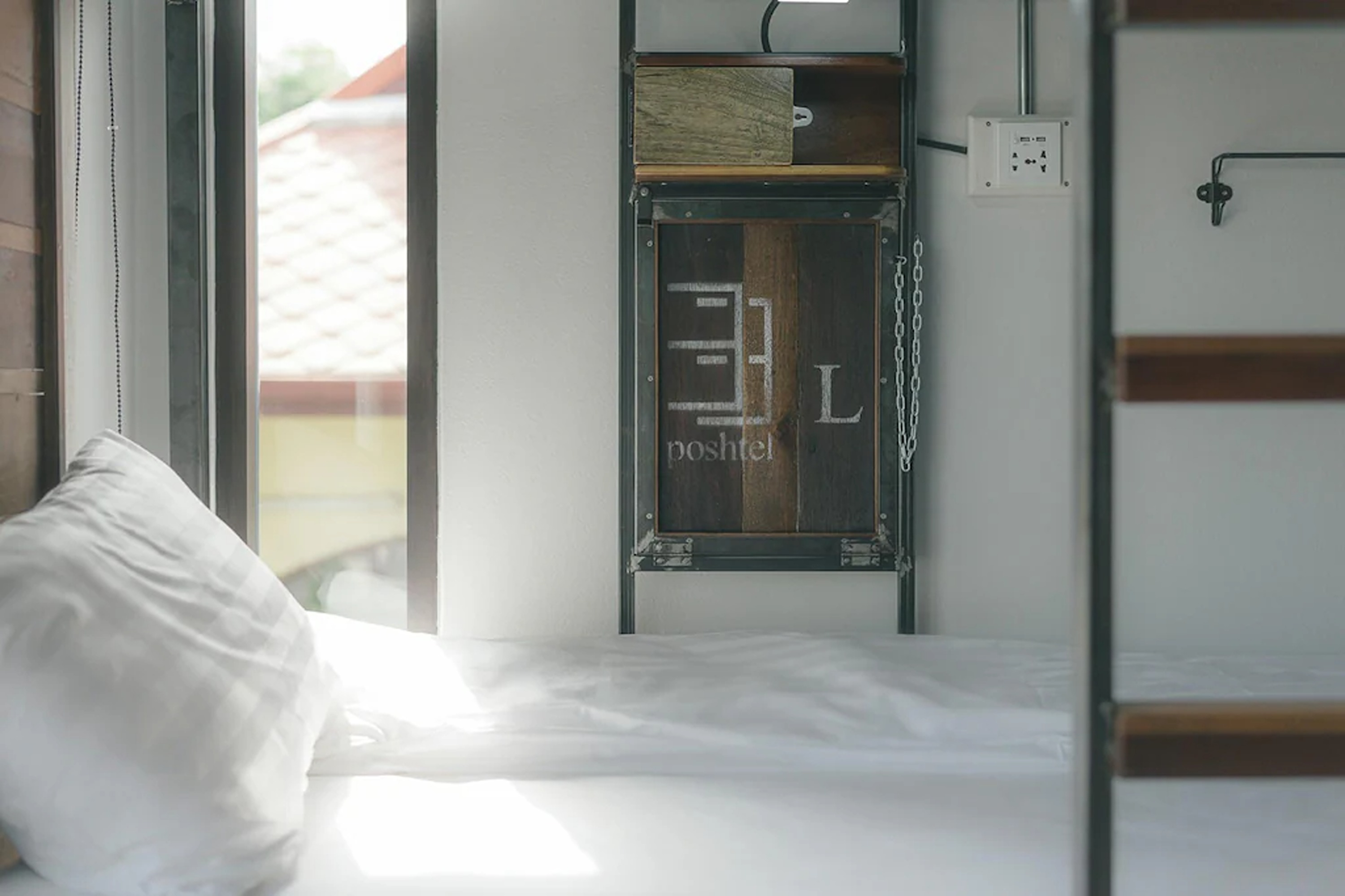 Bed in Dormitory Bunk Bed