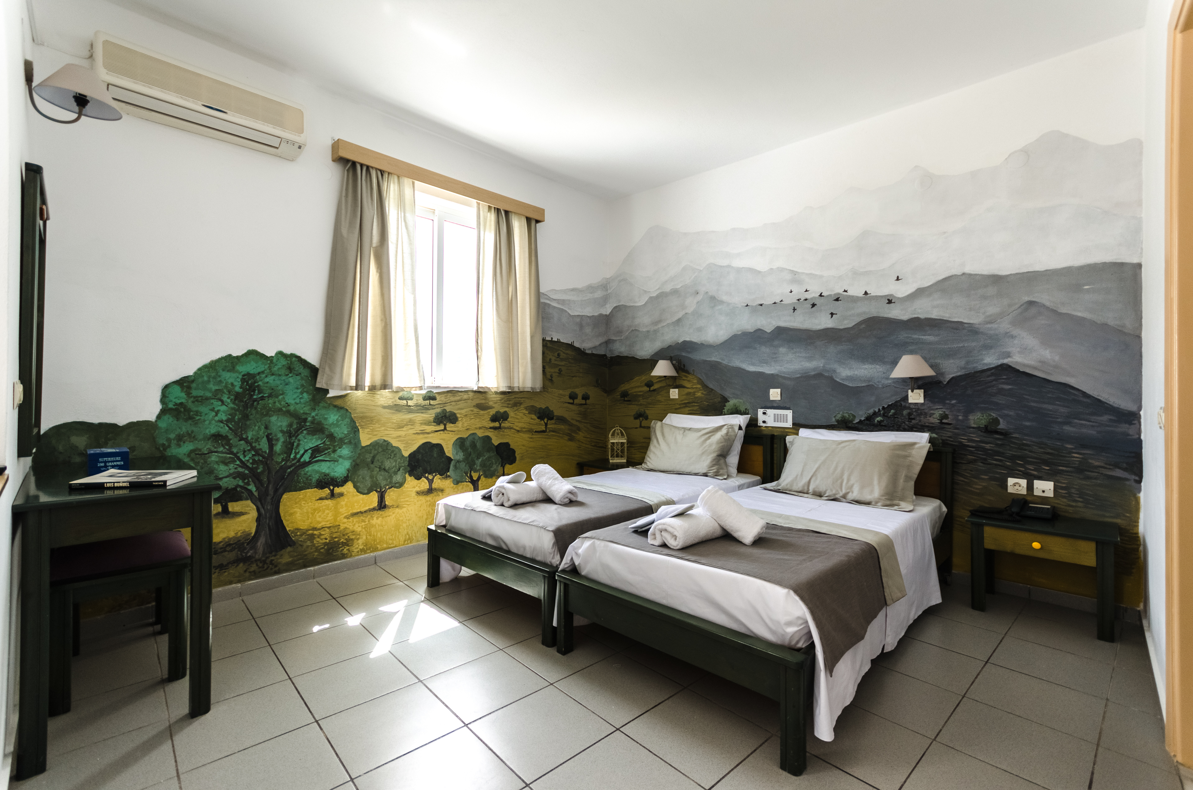 Double or Twin Mountain View