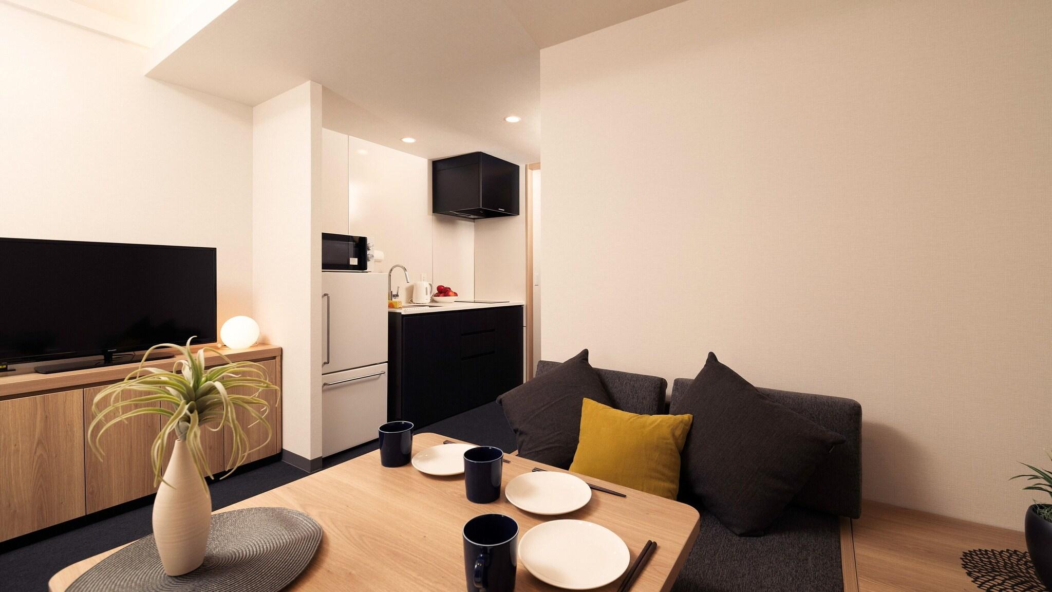 Apartment Connecting Room