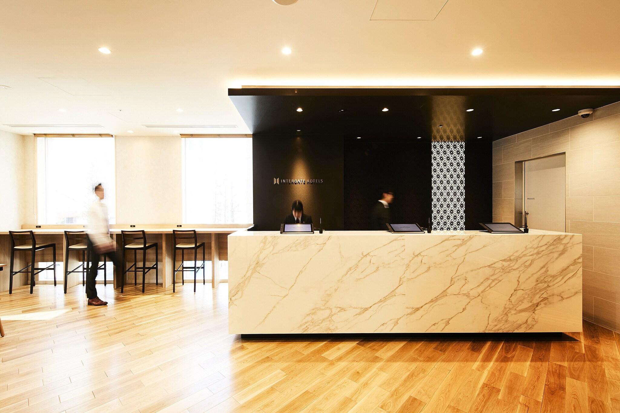 Double Economy Smoking