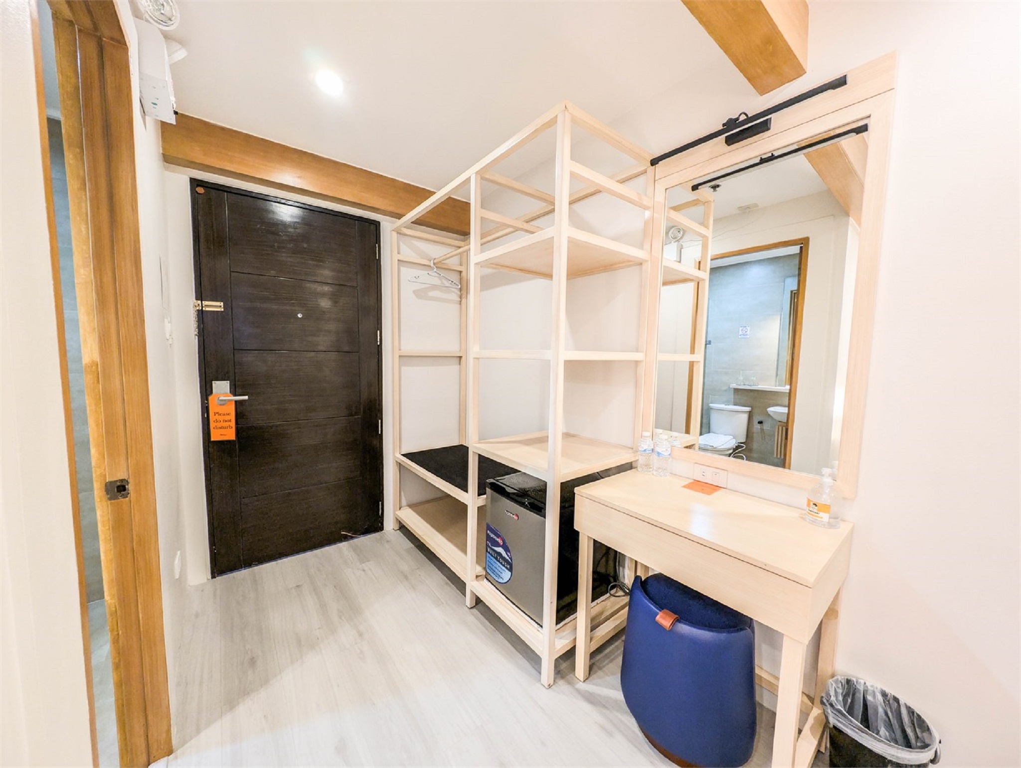 Double Queen Size Bed