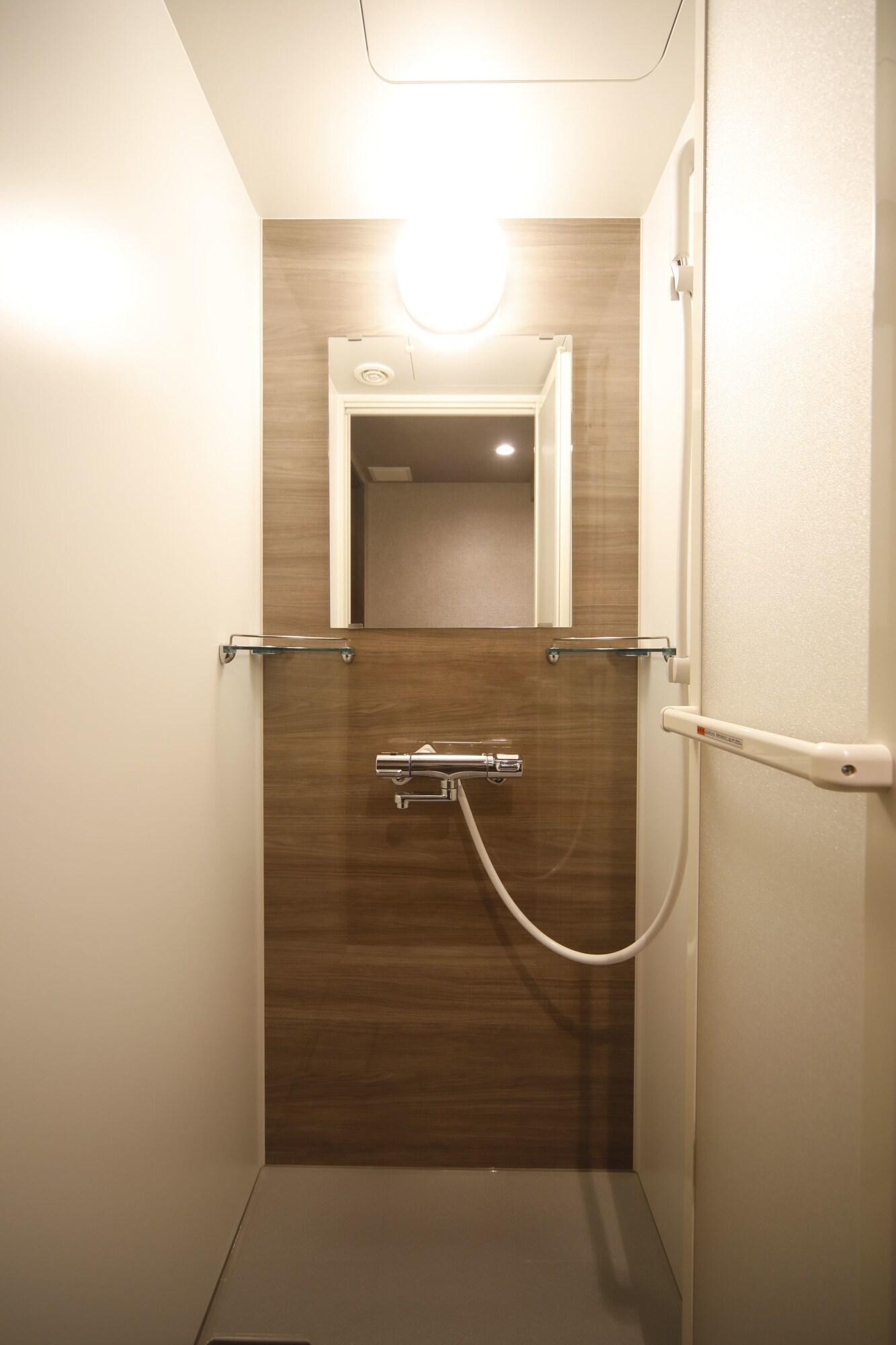 Room Connecting Room
