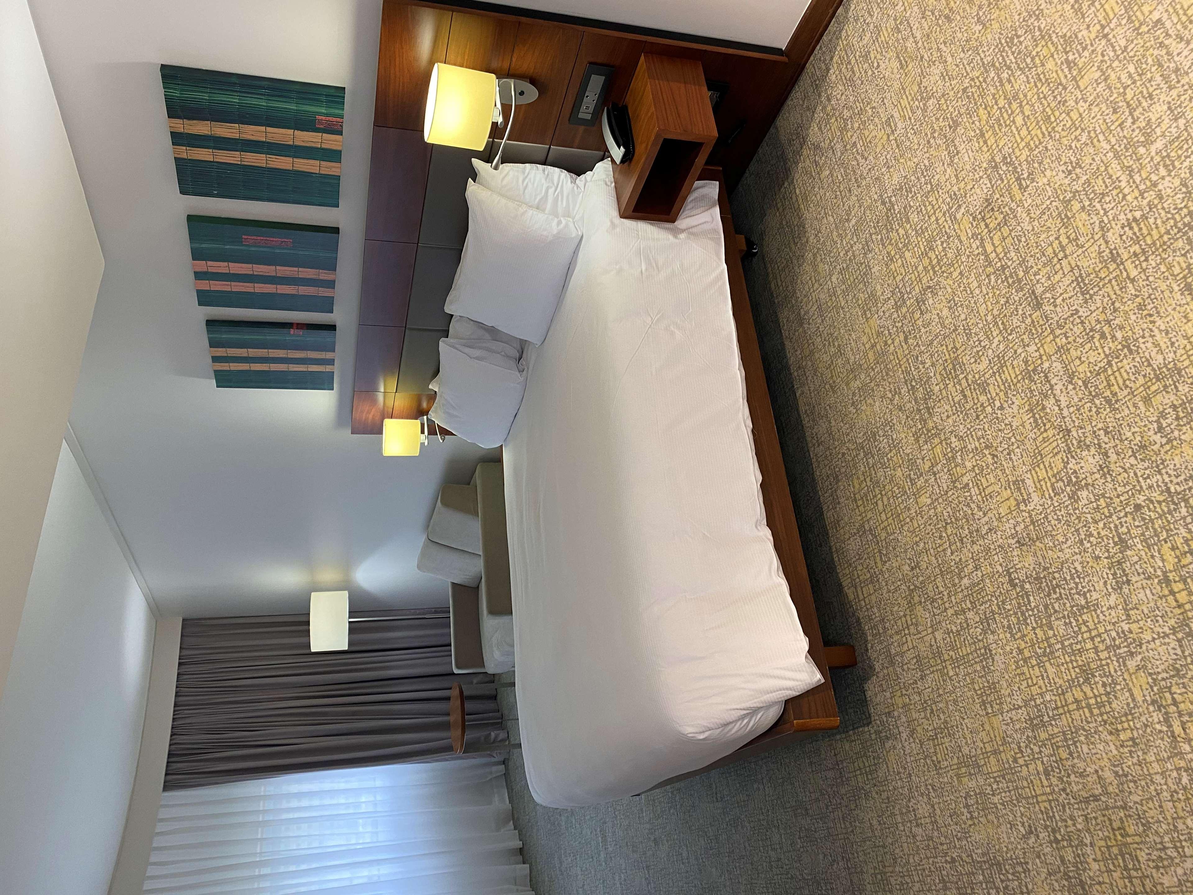 Family Room King Size Bed