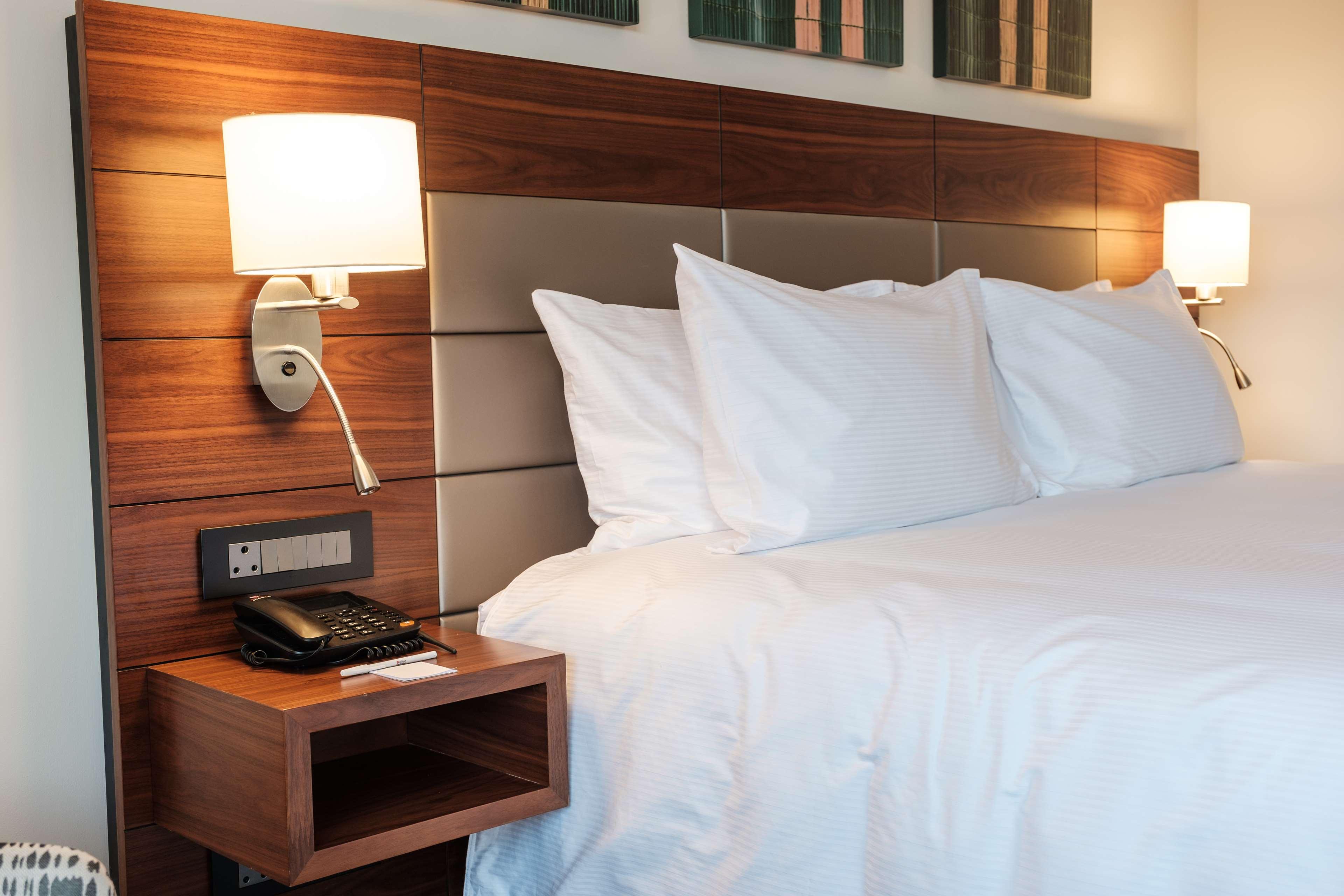 Room Deluxe King Bed