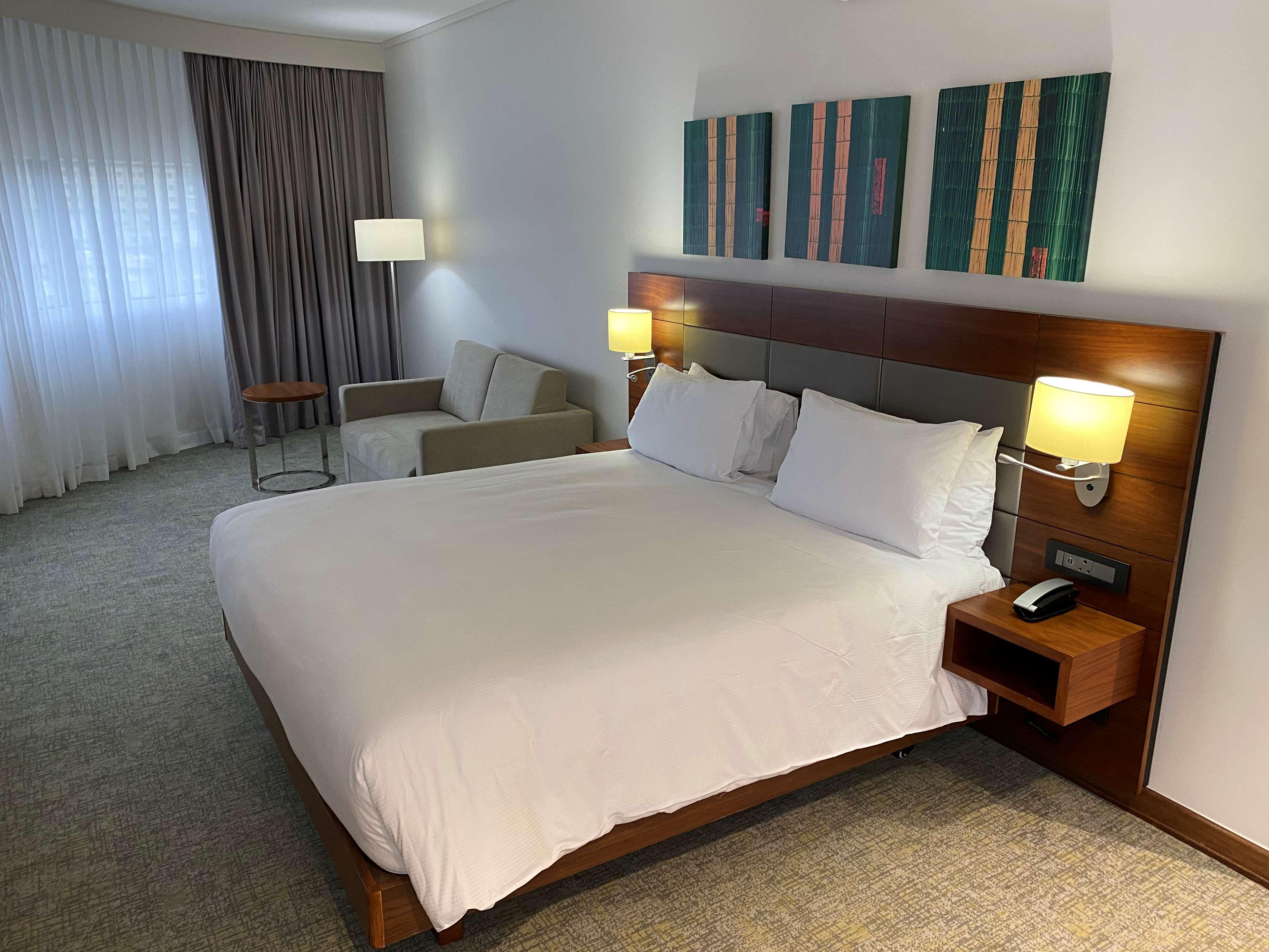 Family Room King Size Bed