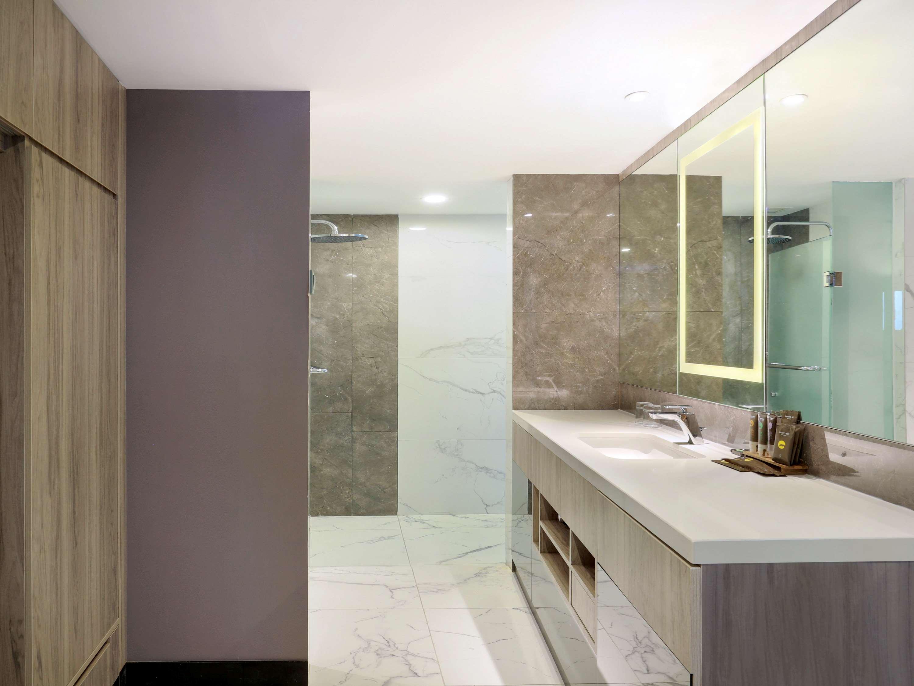 Double Executive King Bed