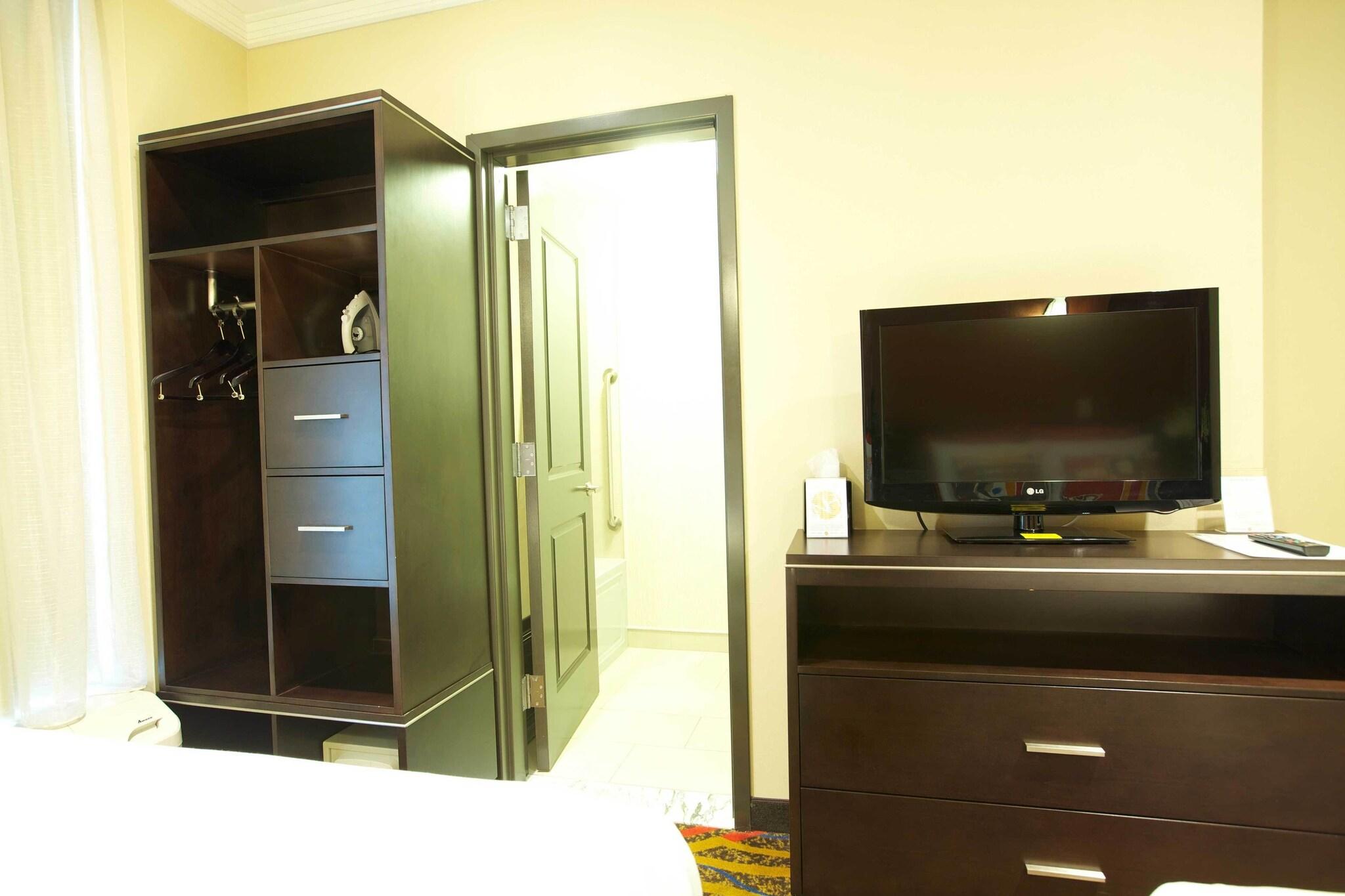 Double or Twin Two Beds