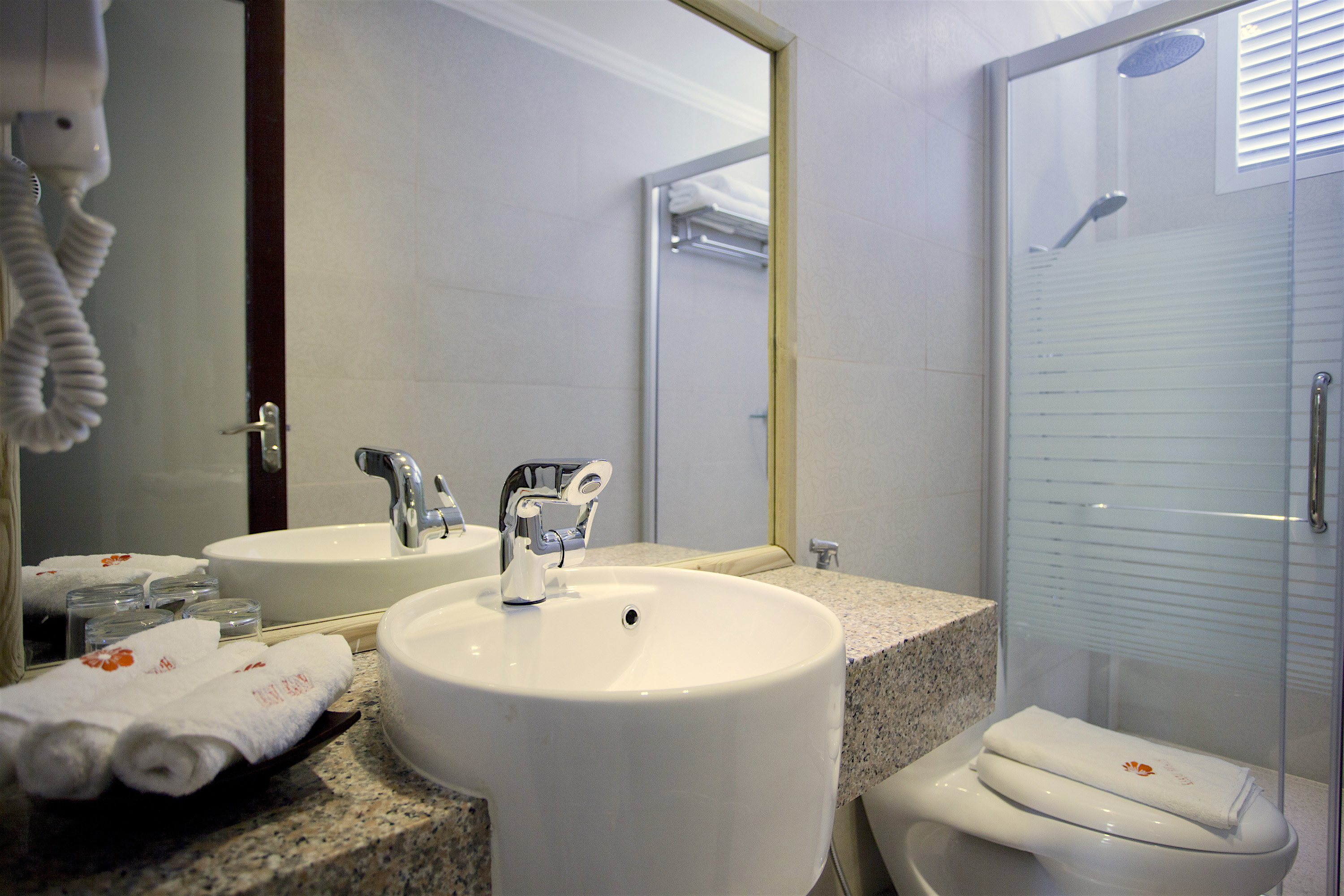 Triple Deluxe Sea View with Balcony