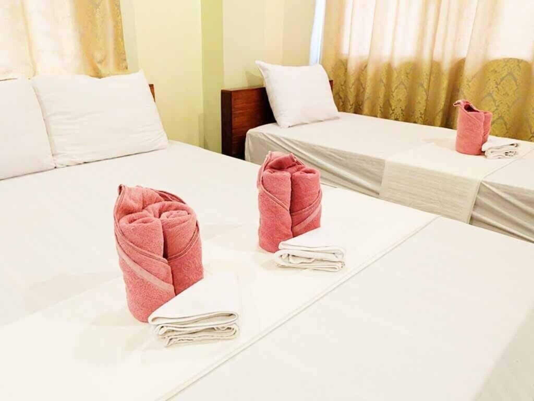 Family Room City View Two Beds