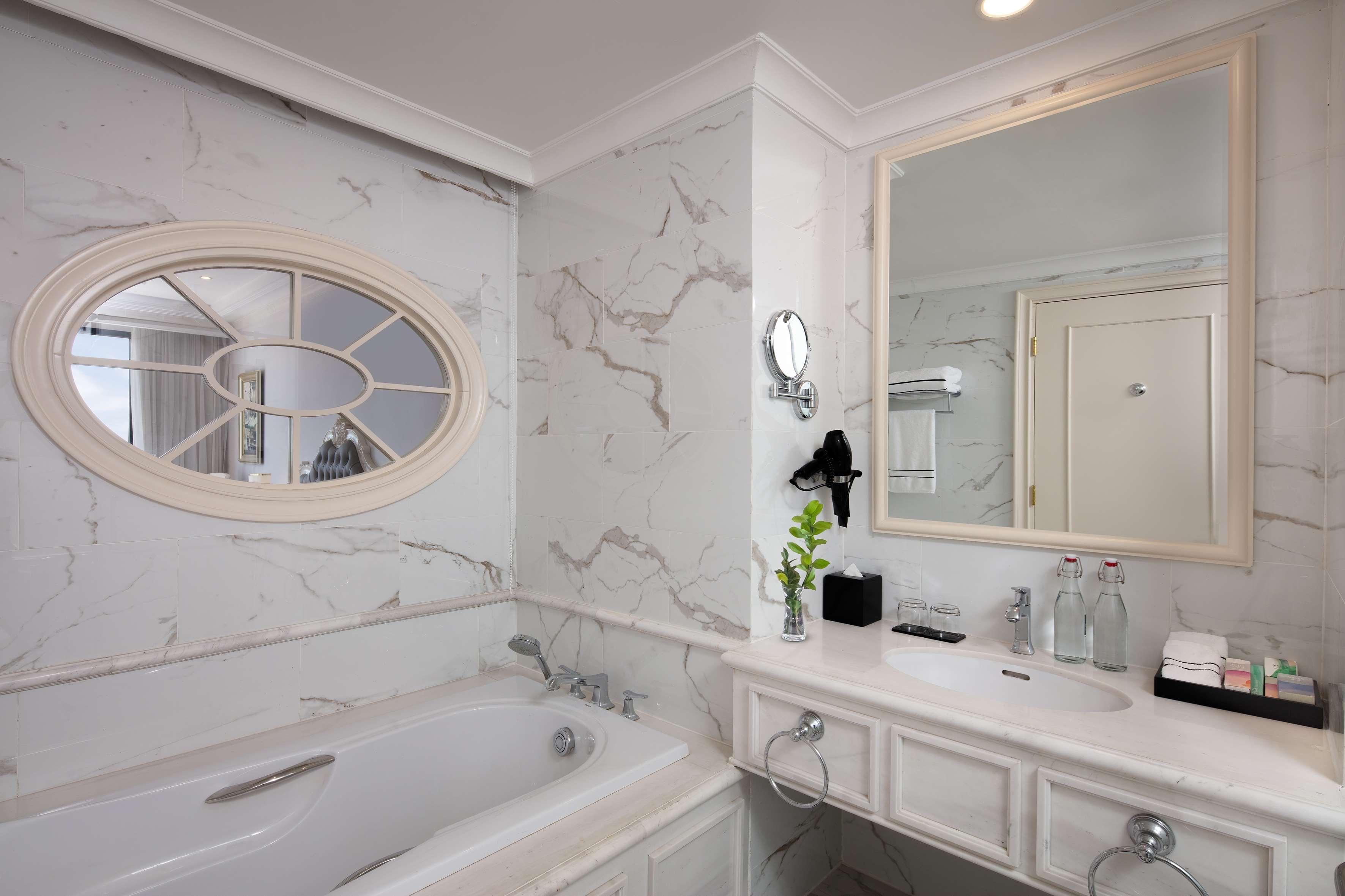 Room Deluxe City View