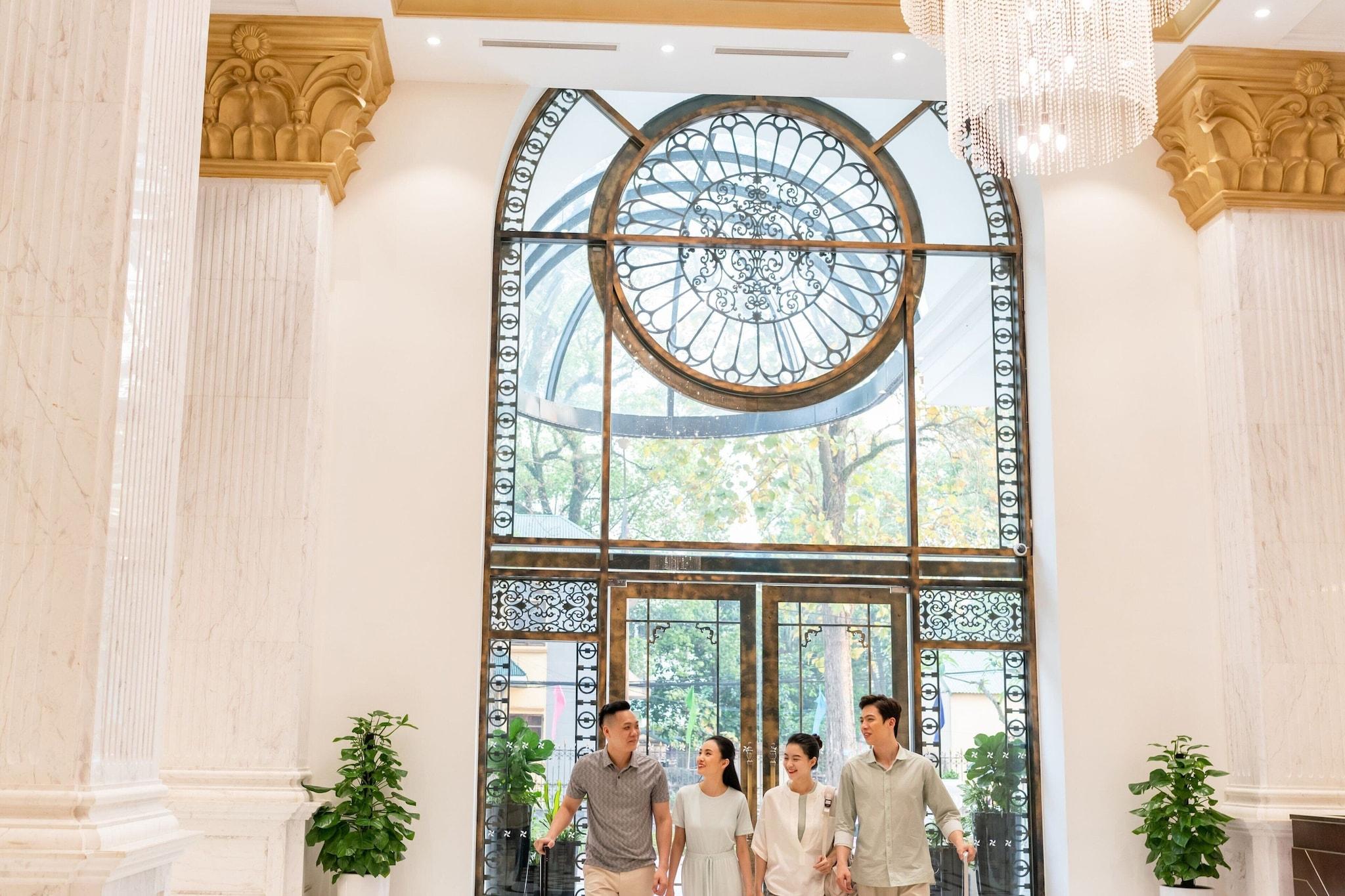 Twin Deluxe City View