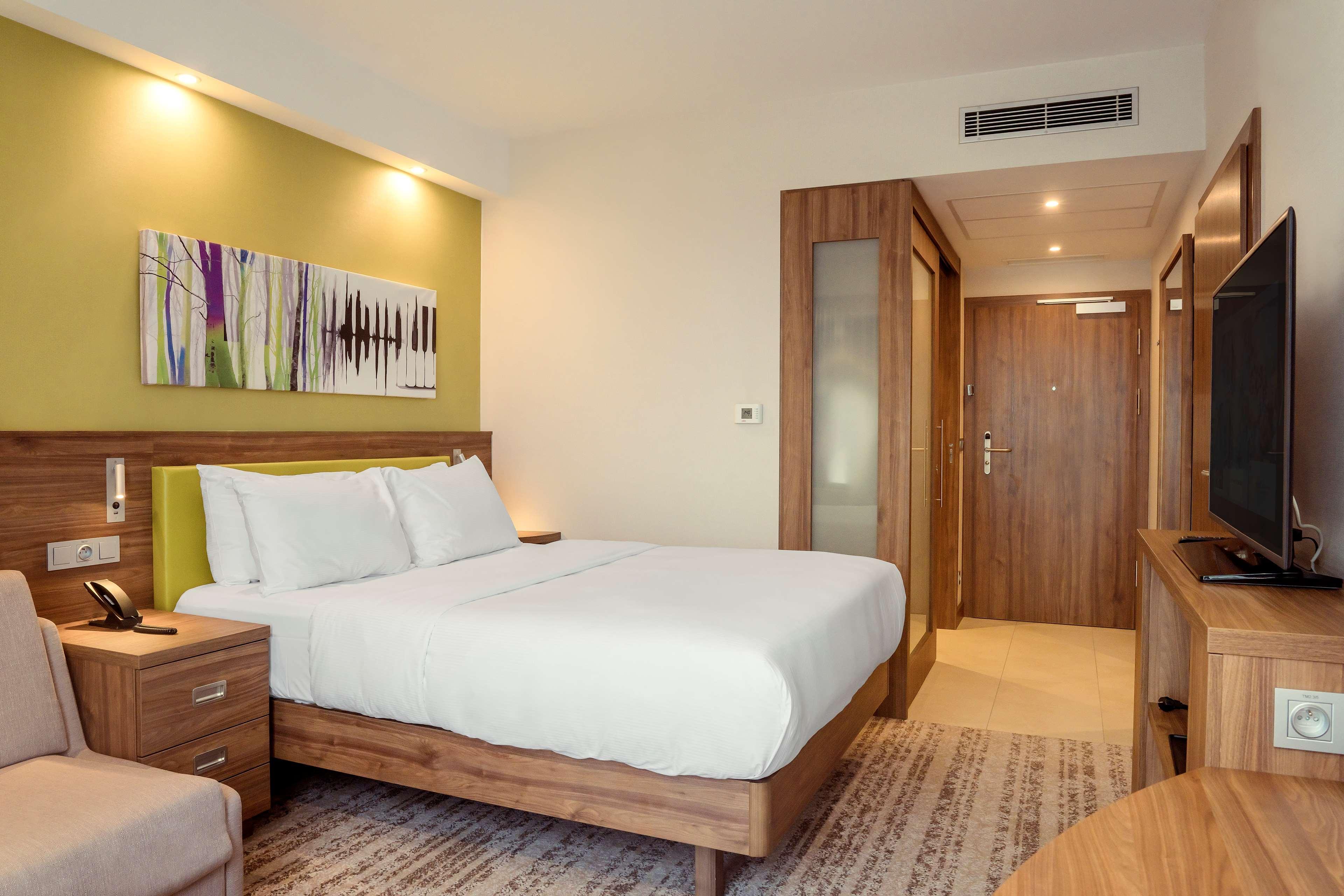 Family Room Connecting Room