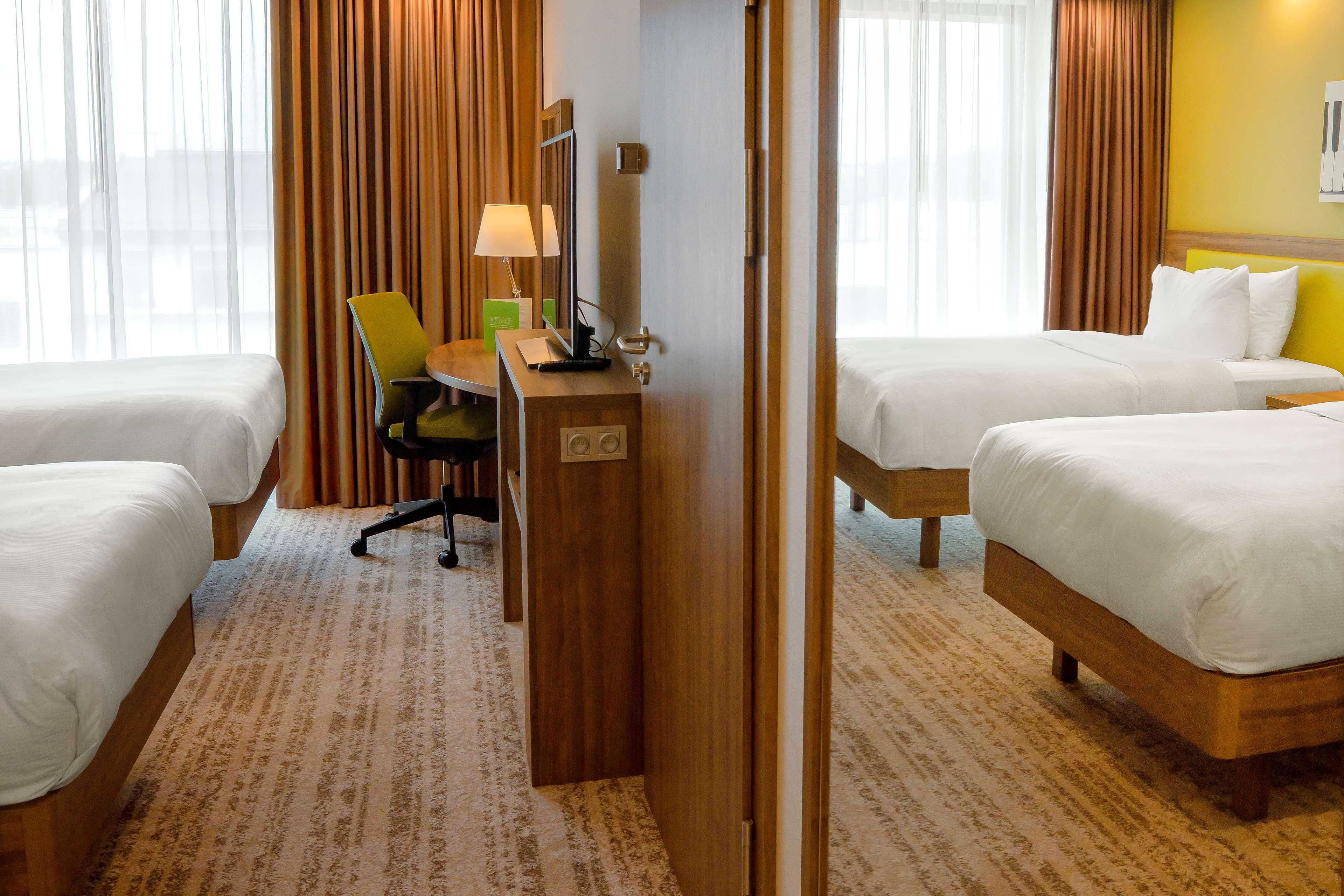 Family Room Connecting Room